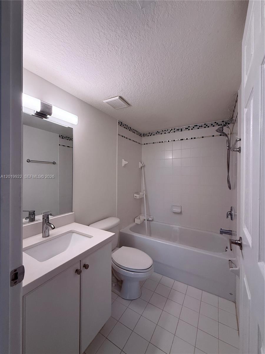 22731 SW 88th Pl #205, Cutler Bay FL 33190