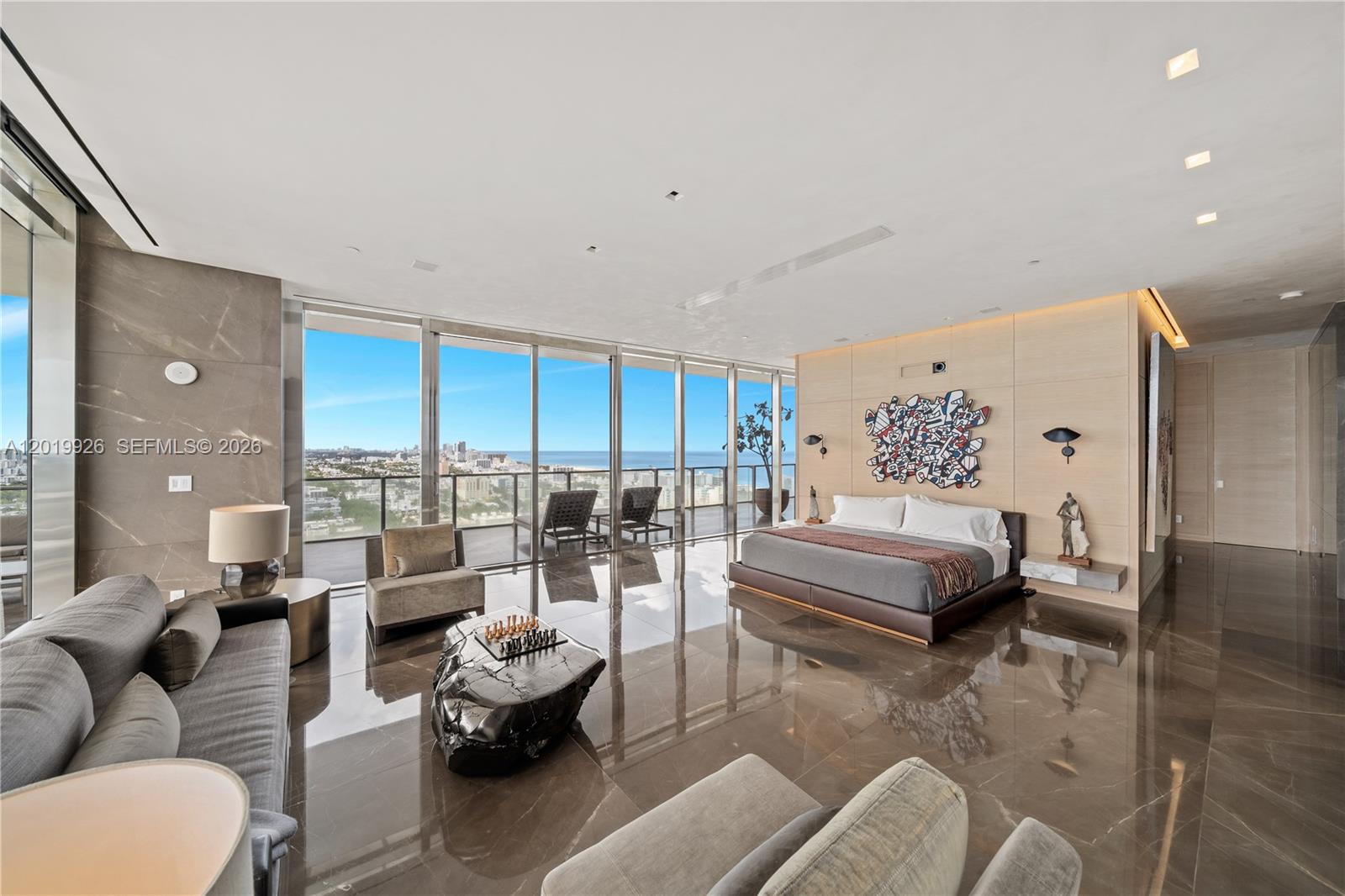 800 S Pointe Dr #Penthouse 2204, Miami Beach FL 33139