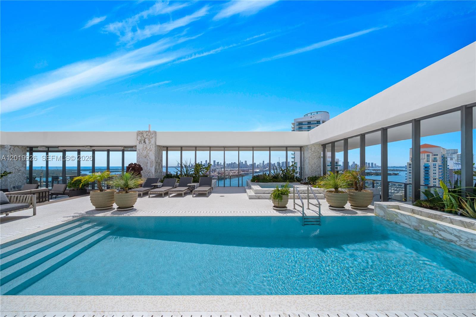 800 S Pointe Dr #Penthouse 2204, Miami Beach FL 33139