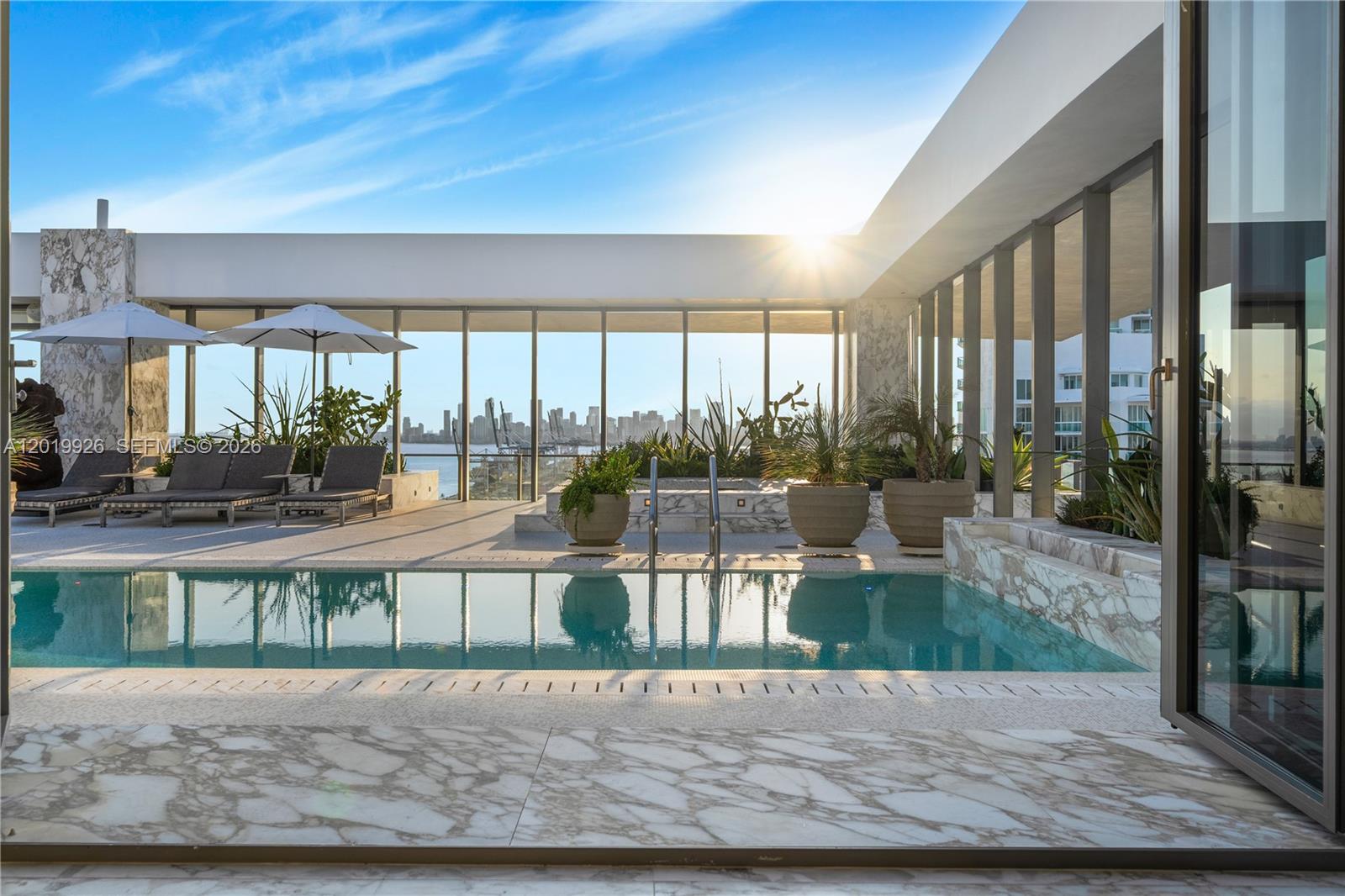 800 S Pointe Dr #Penthouse 2204, Miami Beach FL 33139