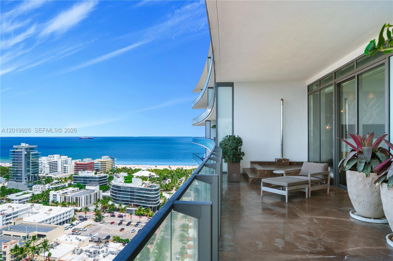800 S Pointe Dr #Penthouse 2204, Miami Beach FL 33139