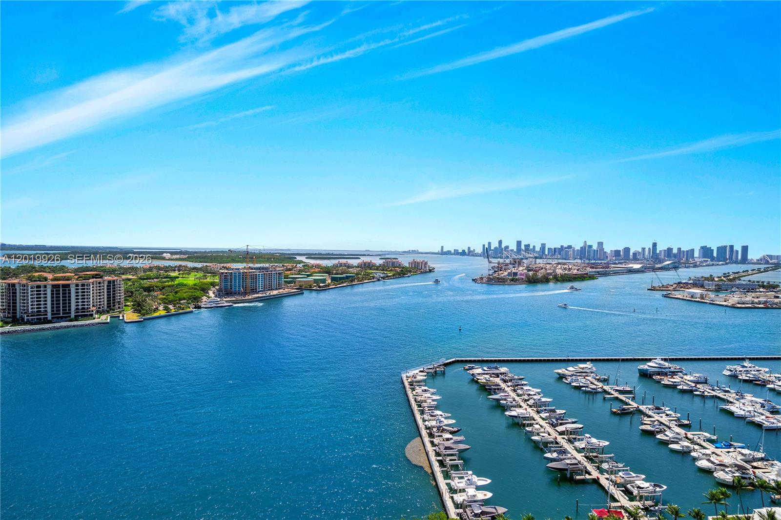 800 S Pointe Dr #Penthouse 2204, Miami Beach FL 33139