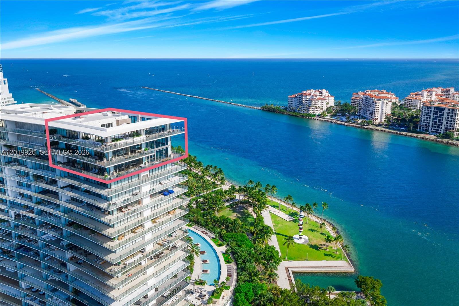 800 S Pointe Dr #Penthouse 2204, Miami Beach FL 33139