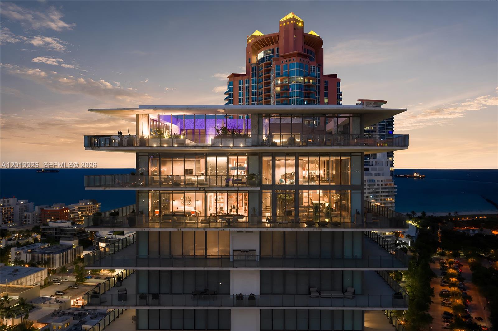800 S Pointe Dr #Penthouse 2204, Miami Beach FL 33139