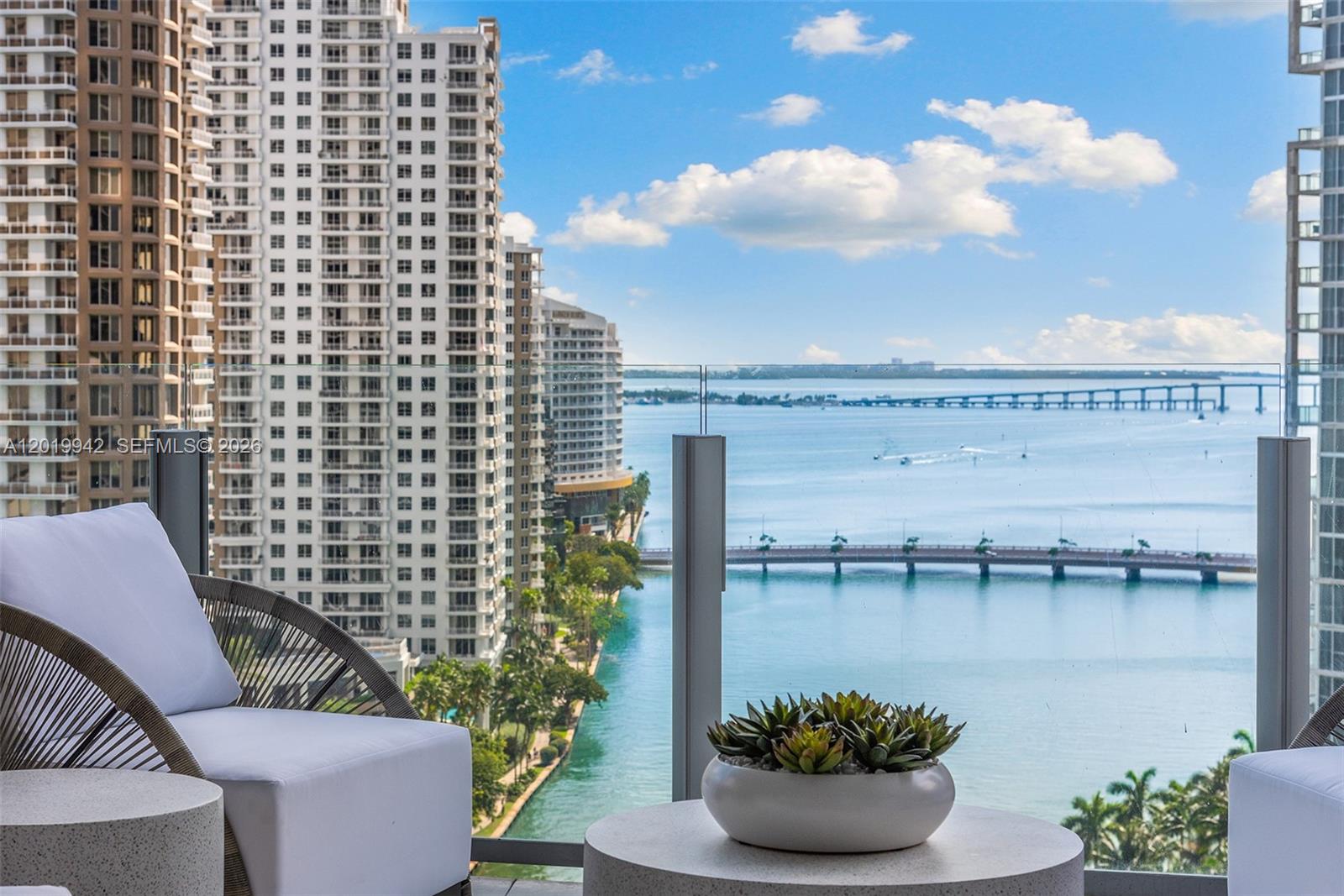 300 Biscayne Blvd Way #1605, Miami FL 33131