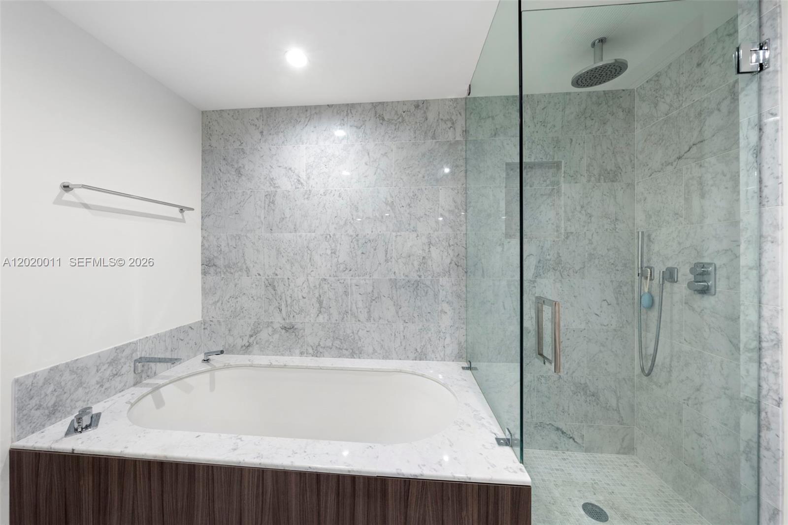 1000 Brickell Plz #4014, Miami FL 33131