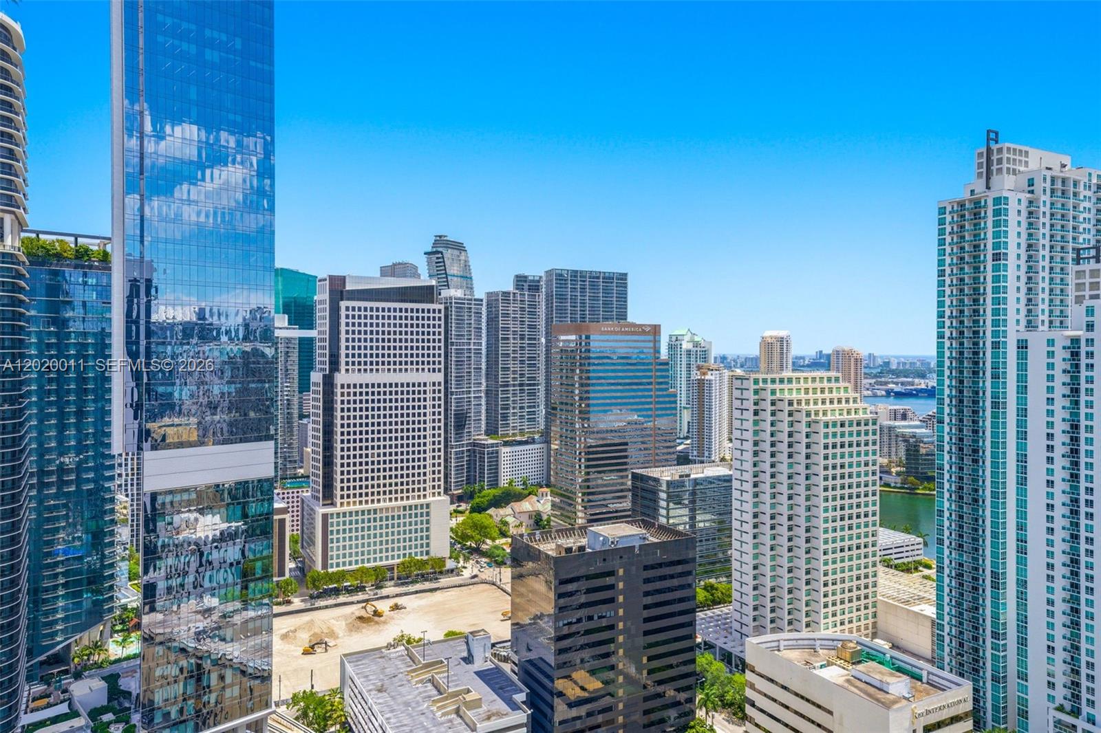 1000 Brickell Plz #4014, Miami FL 33131