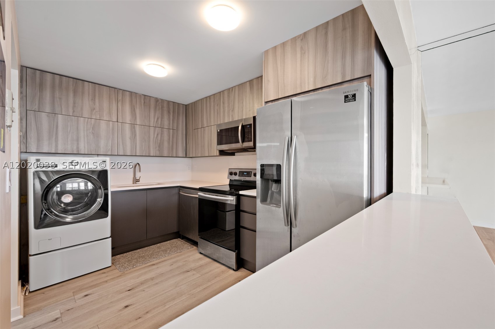 1901 Brickell Ave #B2004, Miami FL 33129