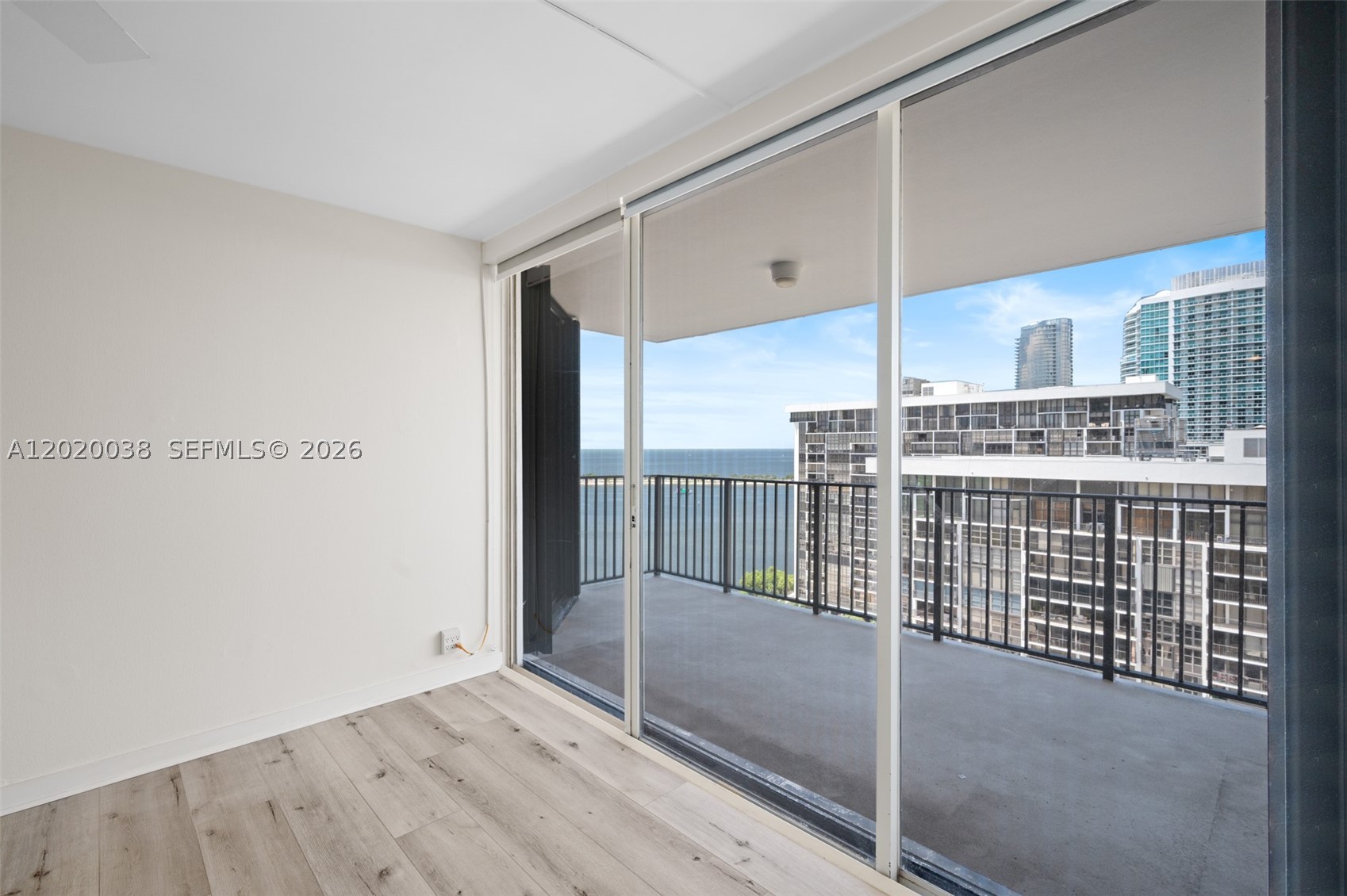 1901 Brickell Ave #B2004, Miami FL 33129