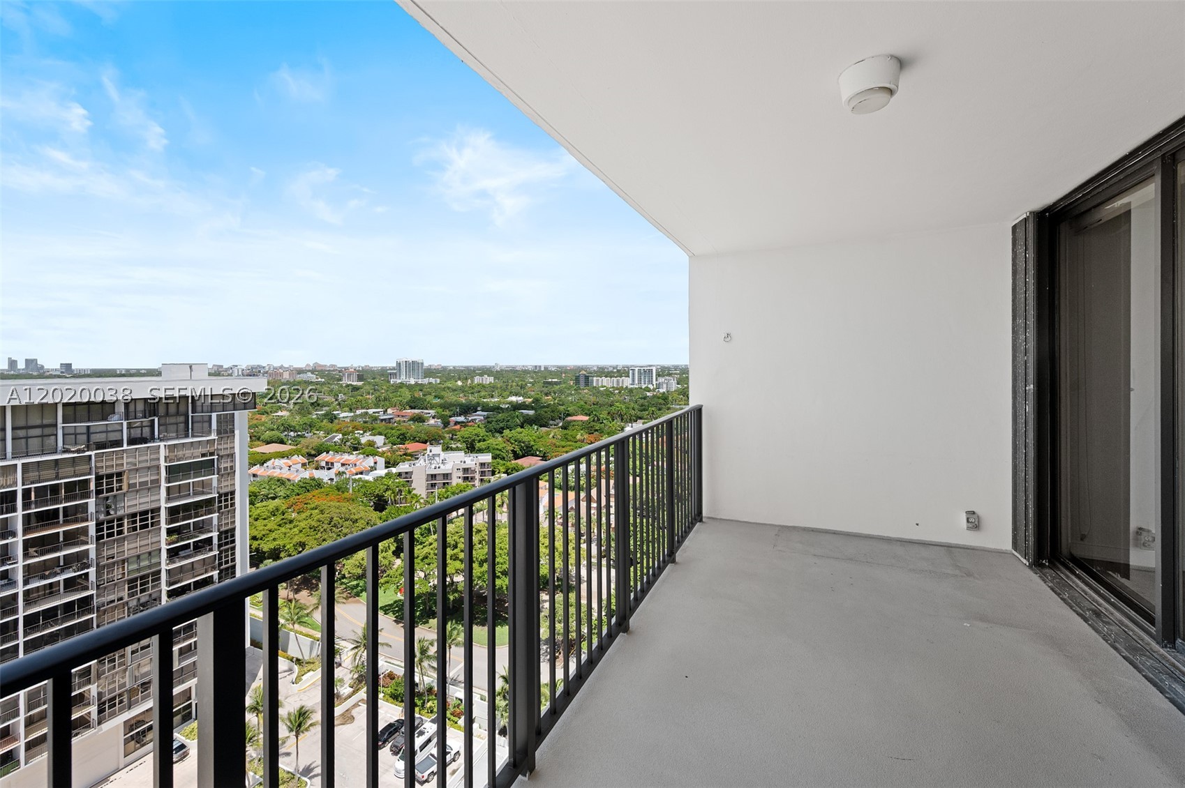 1901 Brickell Ave #B2004, Miami FL 33129