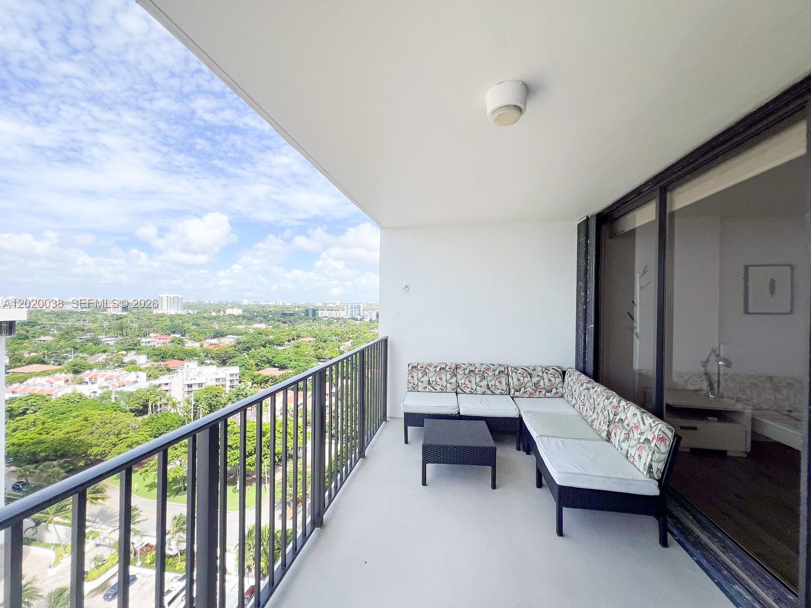 1901 Brickell Ave #B2004, Miami FL 33129