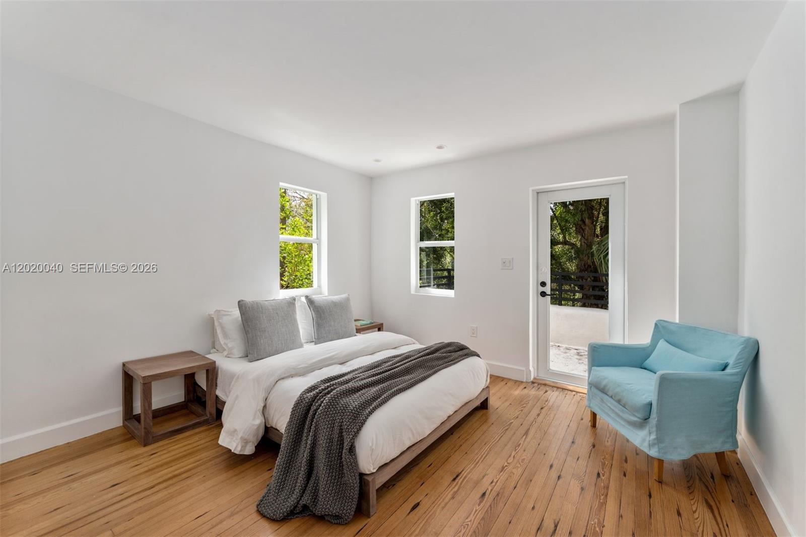 5812 Alton Rd, Miami Beach FL 33140