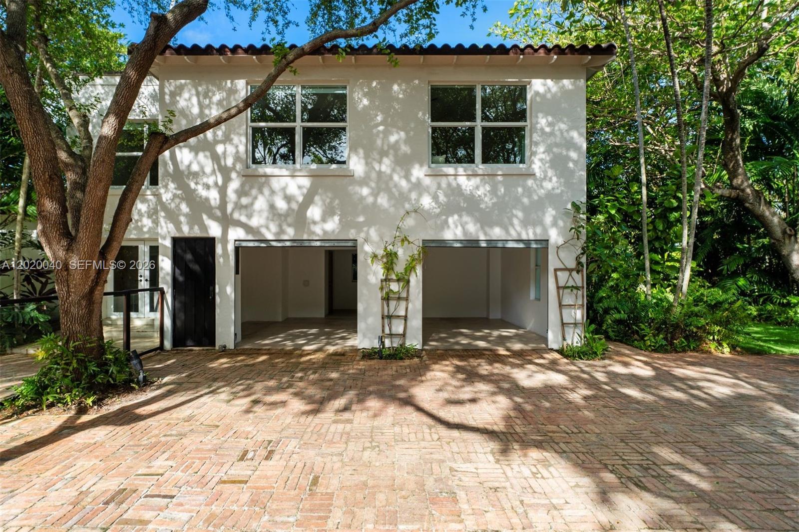 5812 Alton Rd, Miami Beach FL 33140