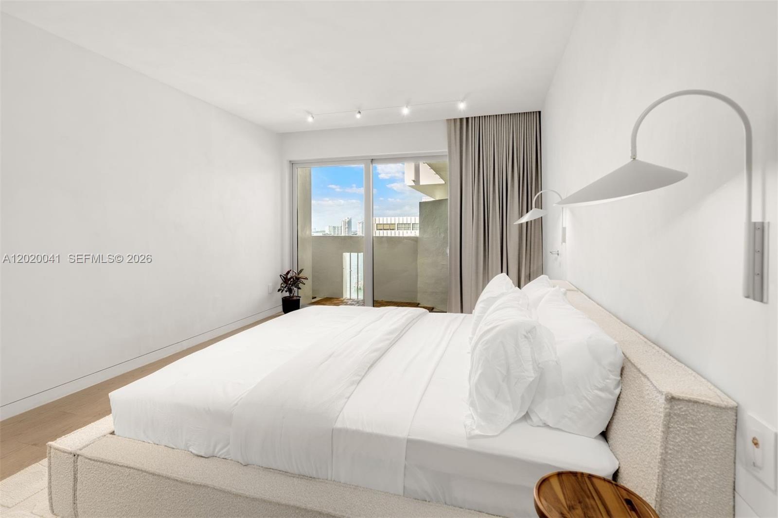 800 West Ave #PH11, Miami Beach FL 33139