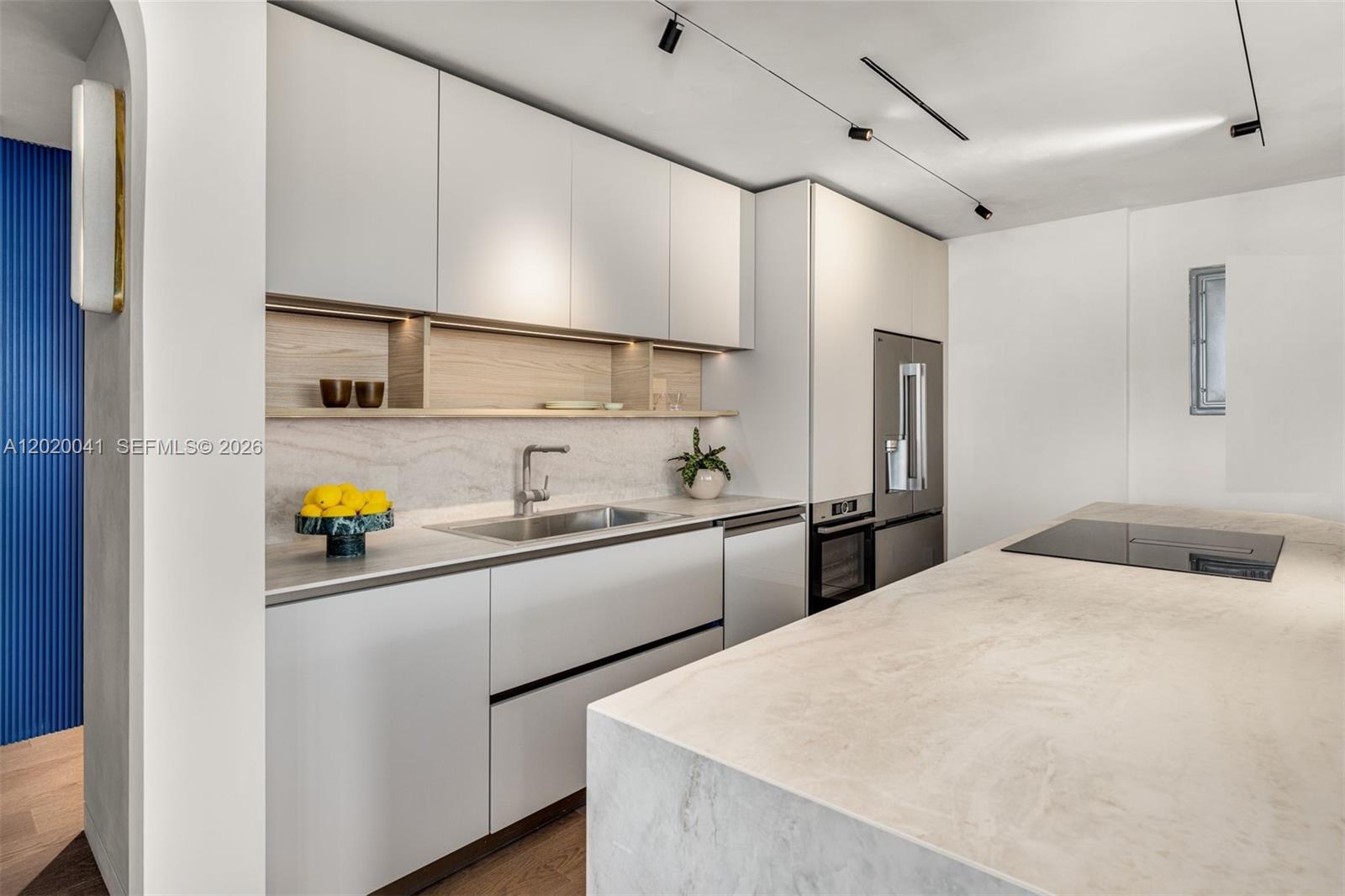 800 West Ave #PH11, Miami Beach FL 33139