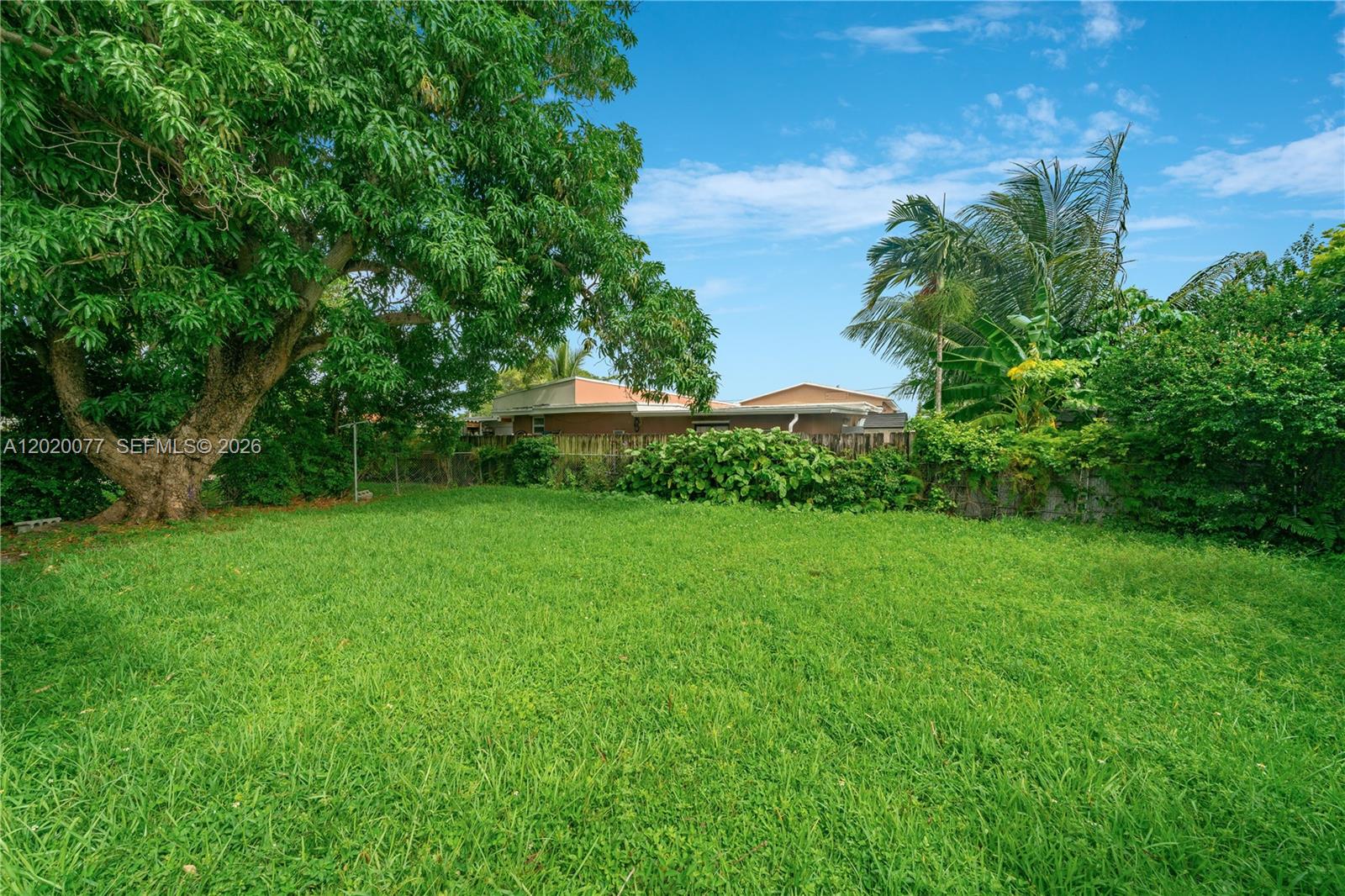 3271 NW 18th Ter, Miami FL 33125
