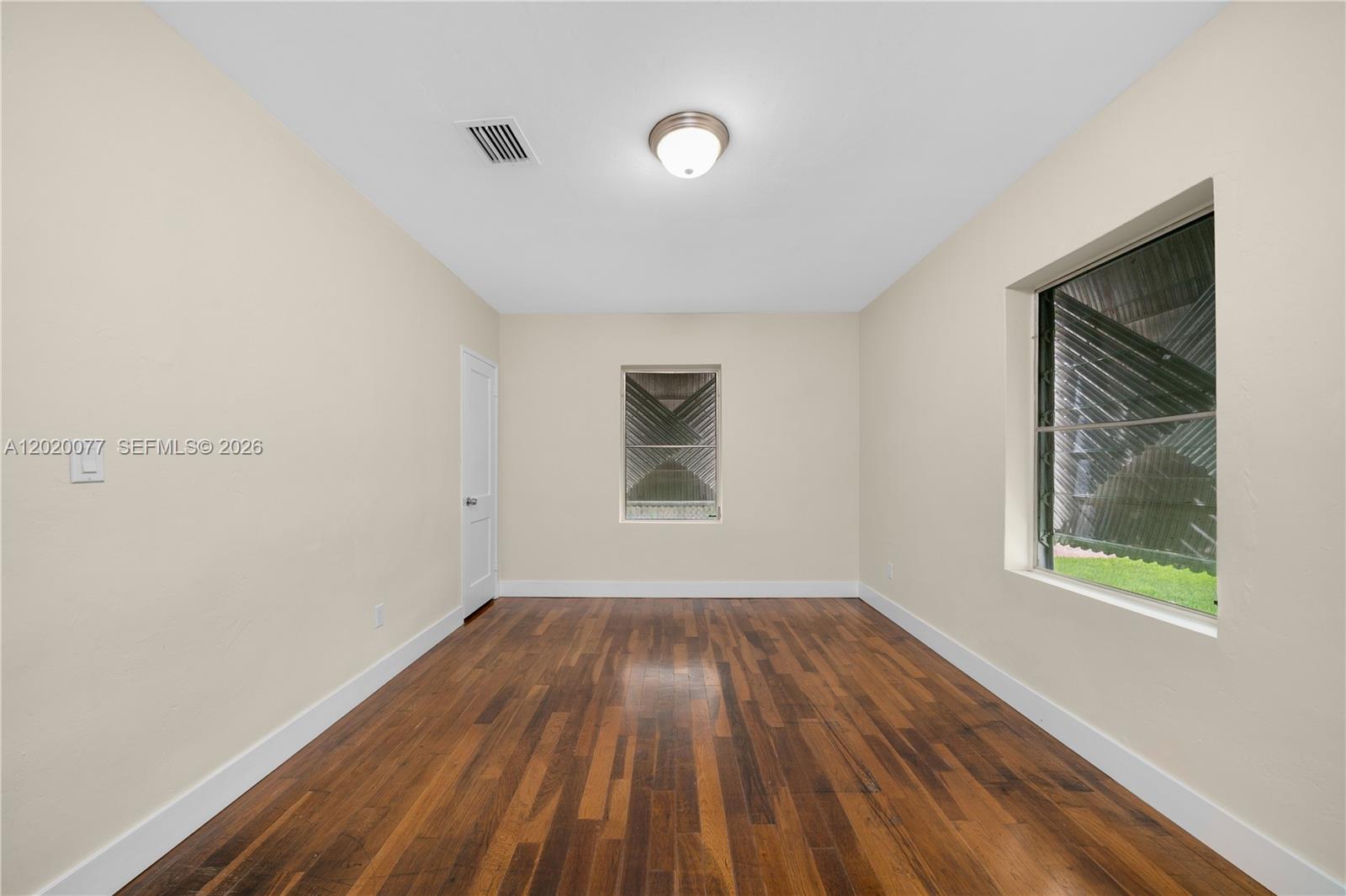 3271 NW 18th Ter, Miami FL 33125