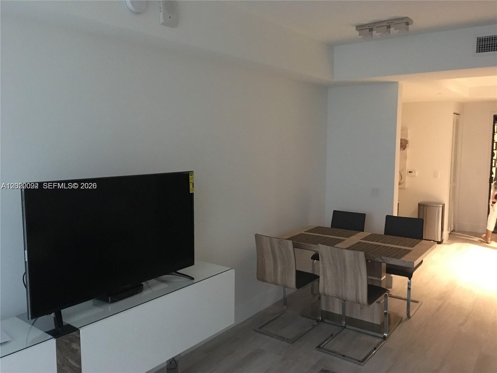 121 NE 34th St #2203, Miami FL 33137