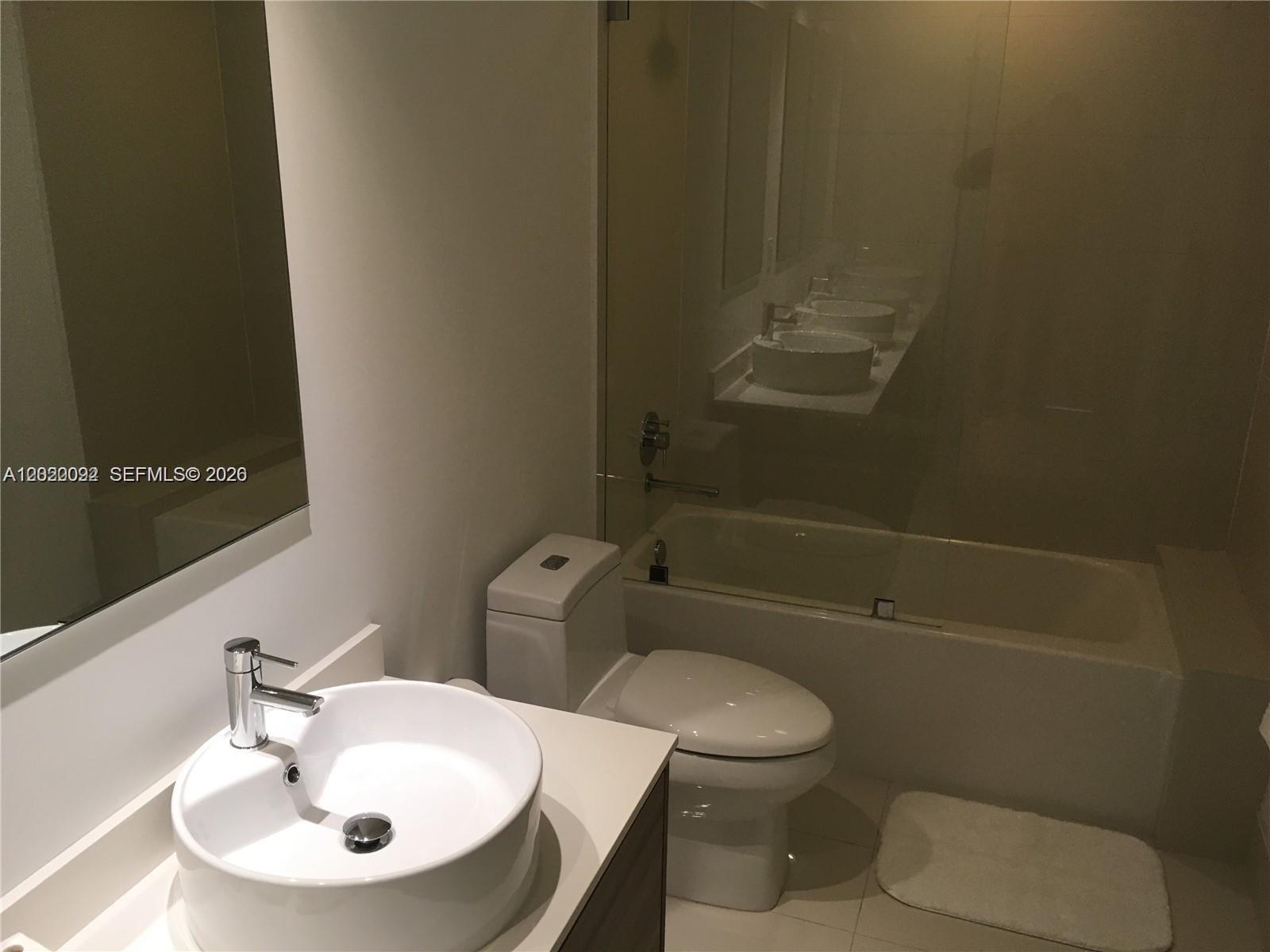 121 NE 34th St #2203, Miami FL 33137