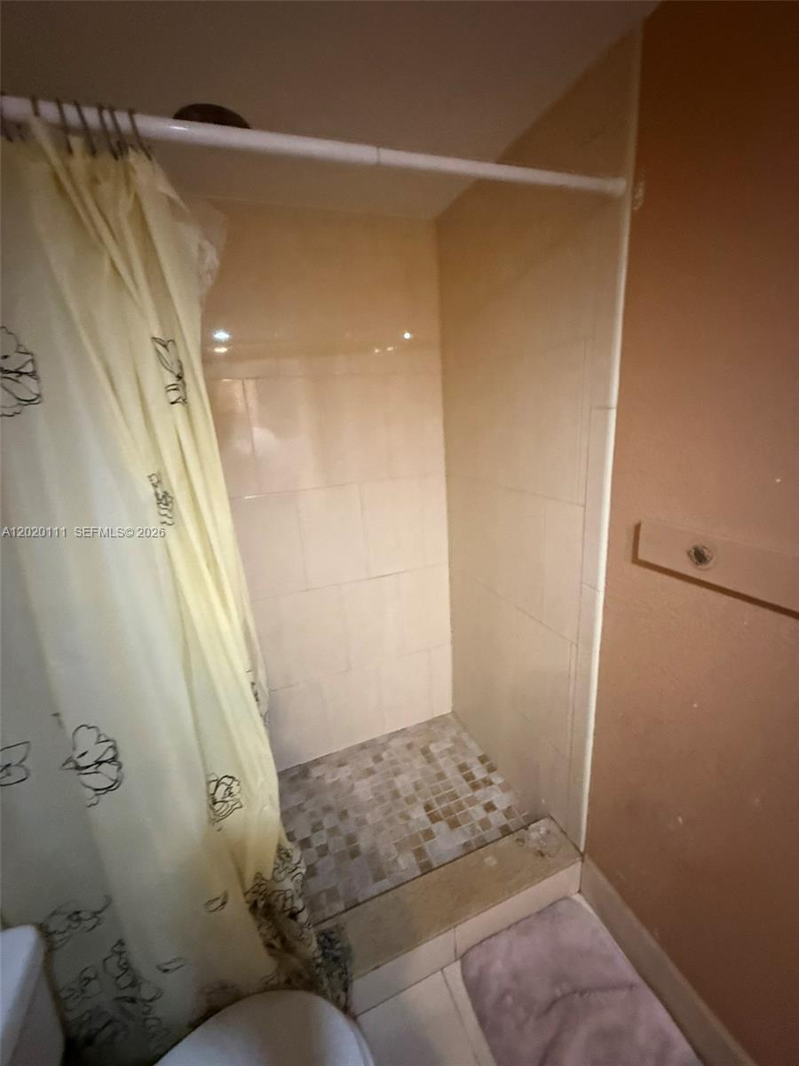 6780 W 2nd Ct #313, Hialeah FL 33012