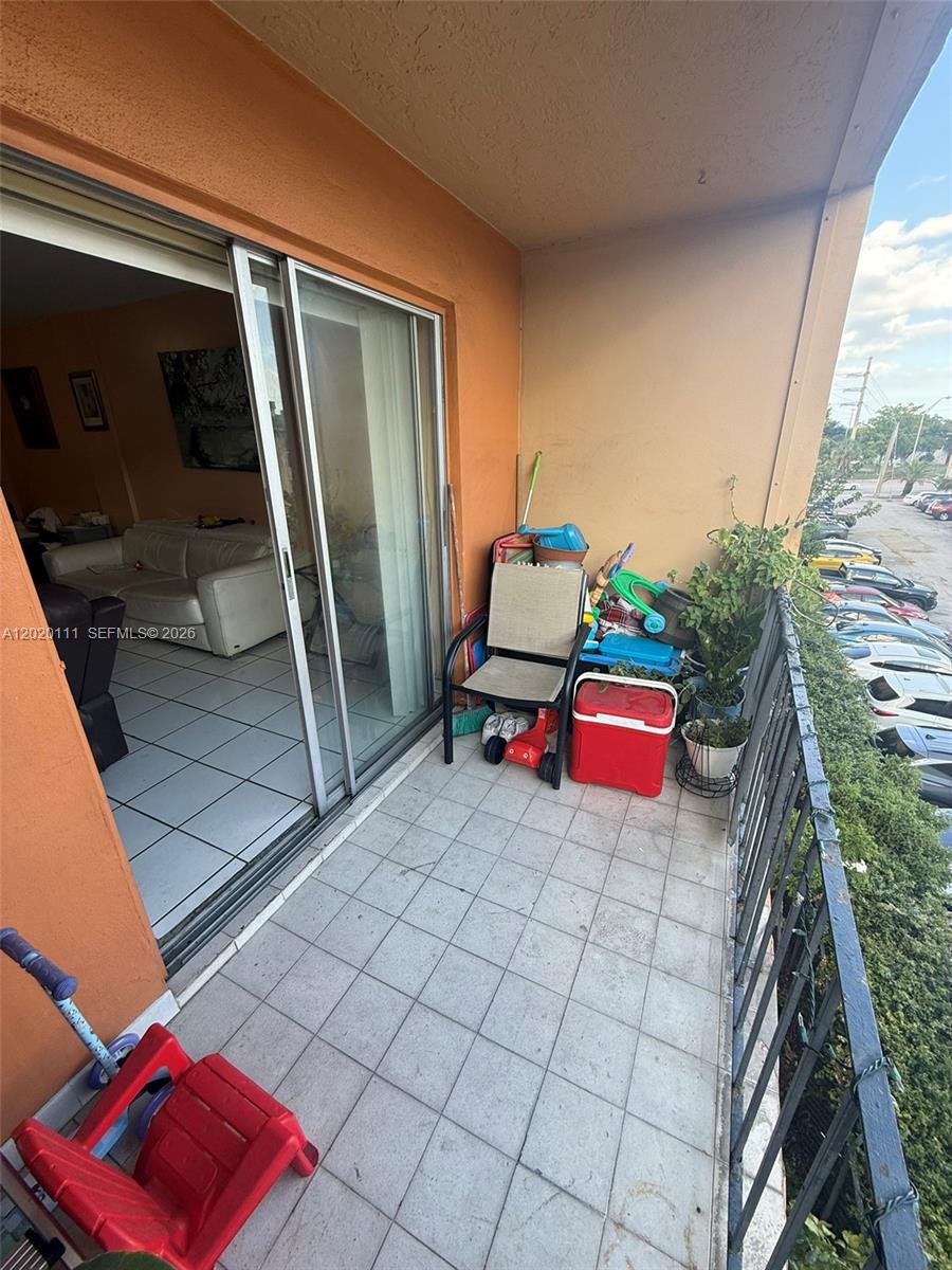 6780 W 2nd Ct #313, Hialeah FL 33012