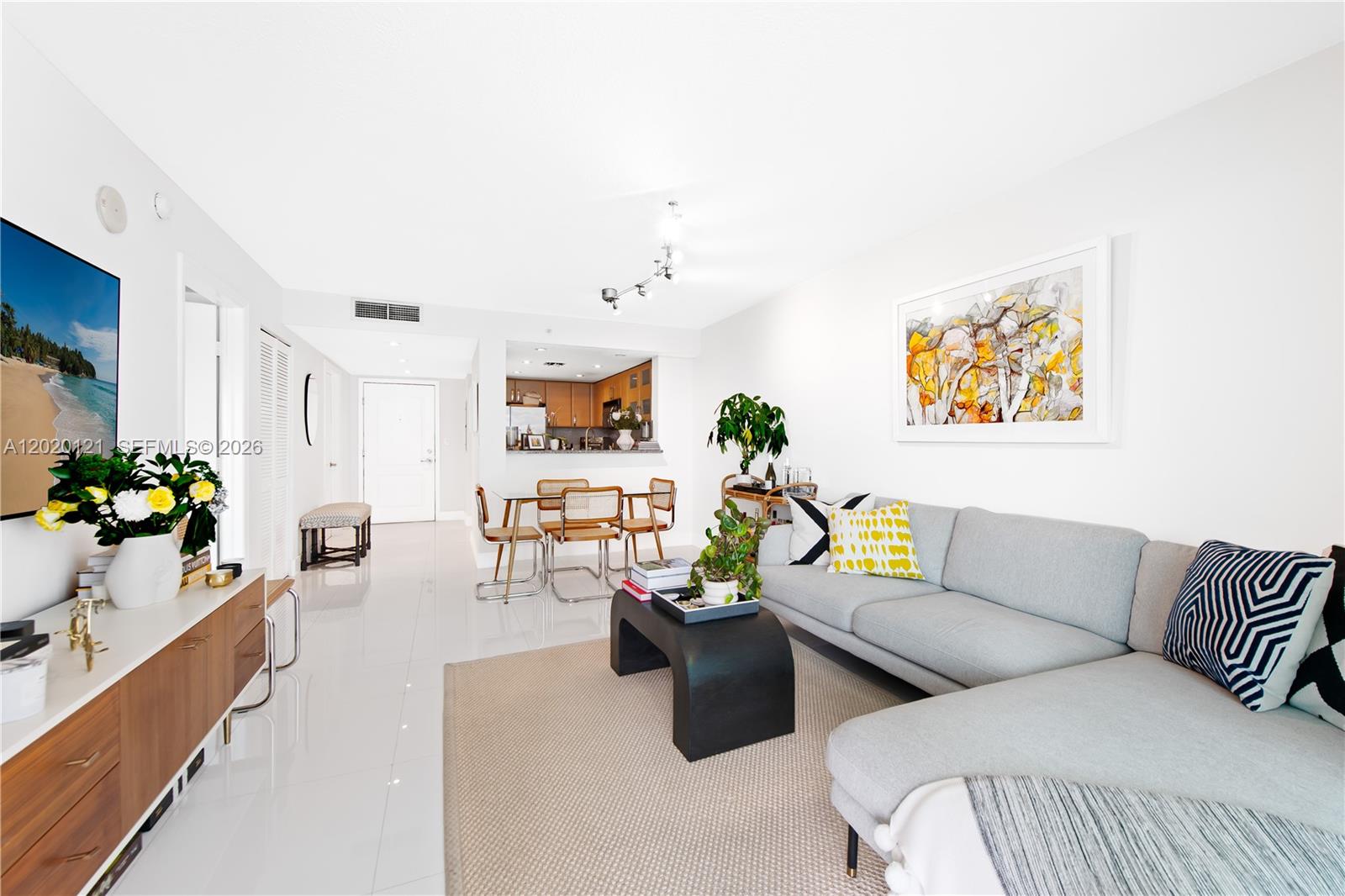2101 Brickell Ave #1909, Miami FL 33129