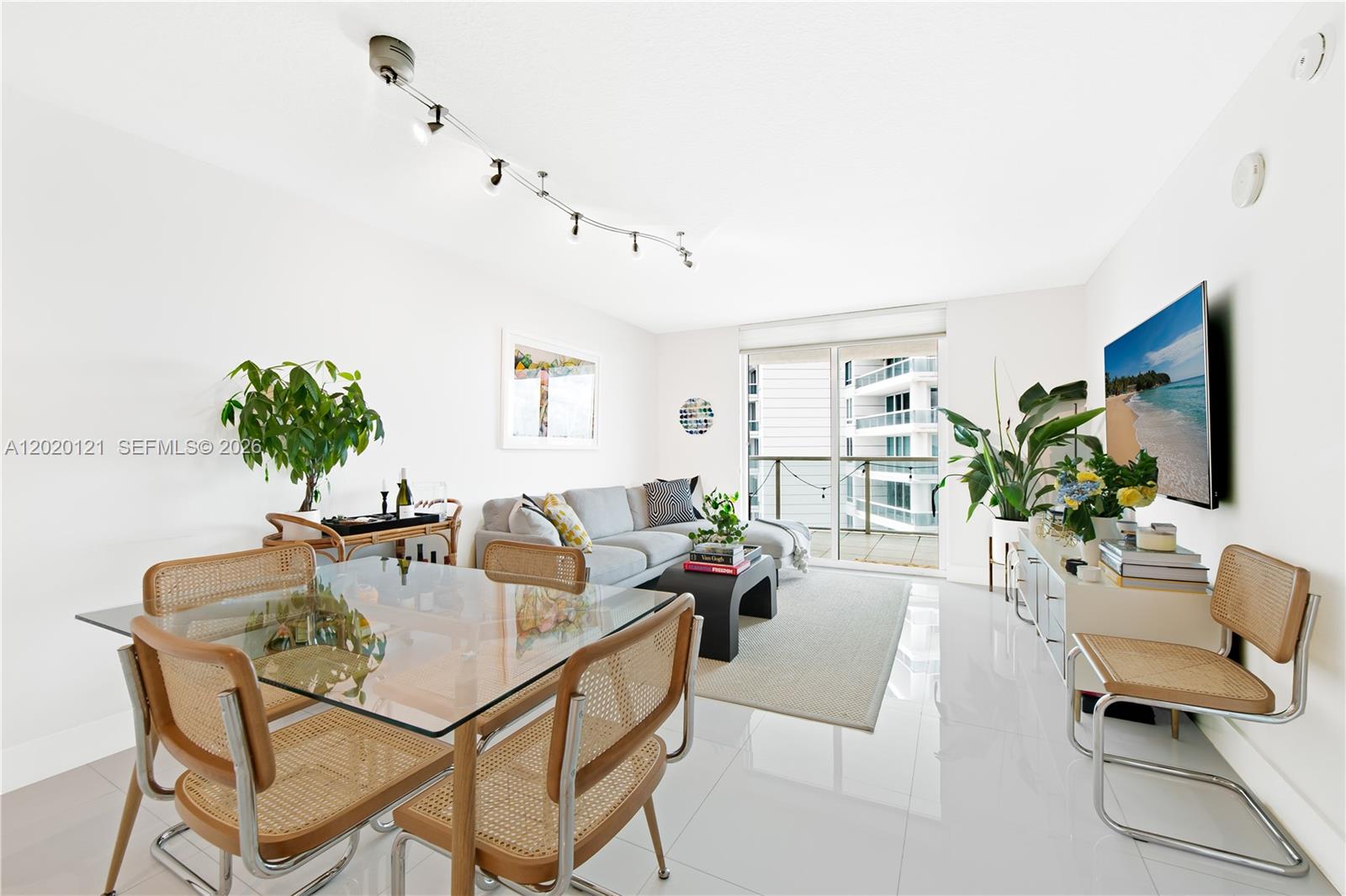 2101 Brickell Ave #1909, Miami FL 33129