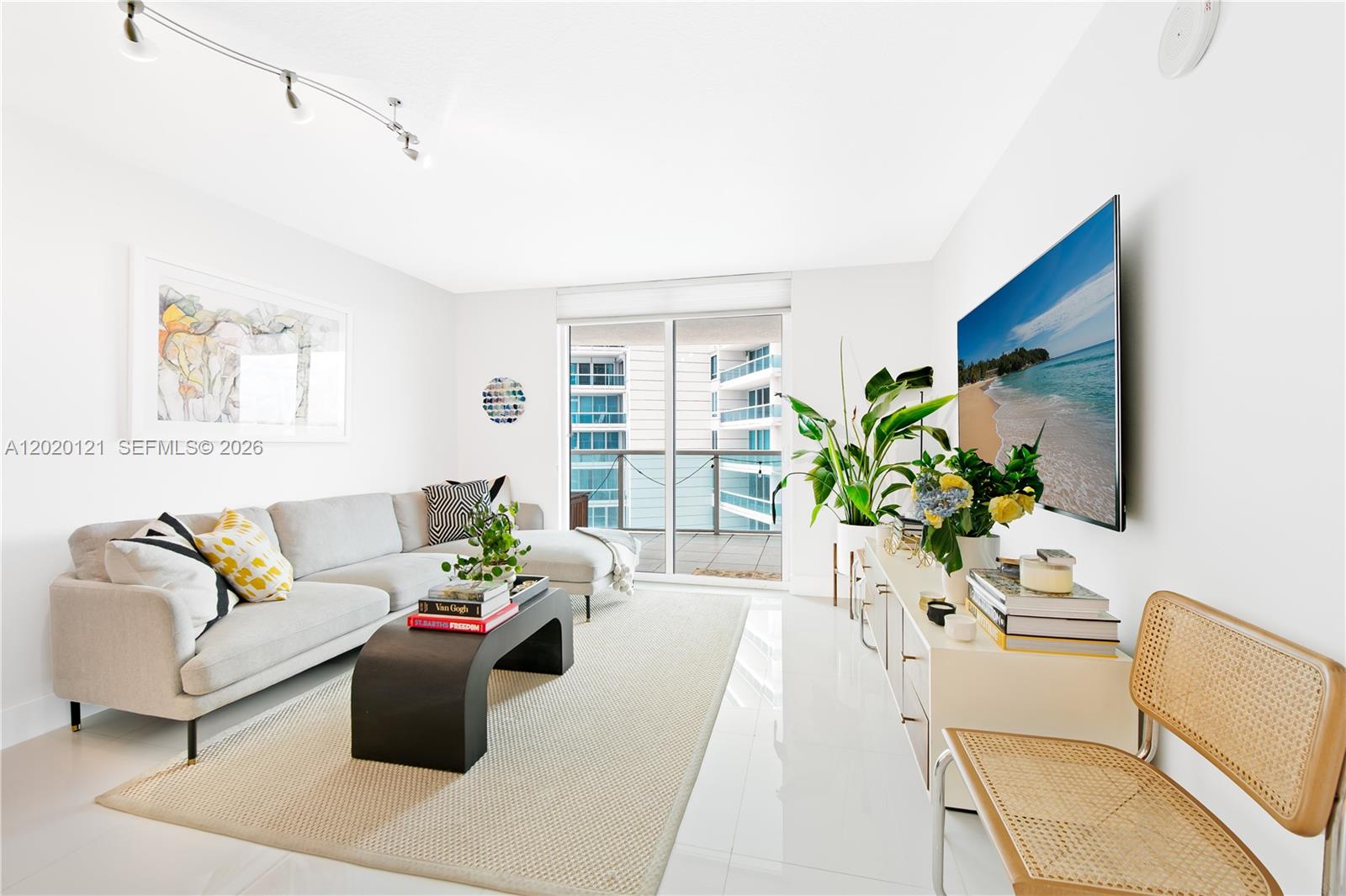 2101 Brickell Ave #1909, Miami FL 33129
