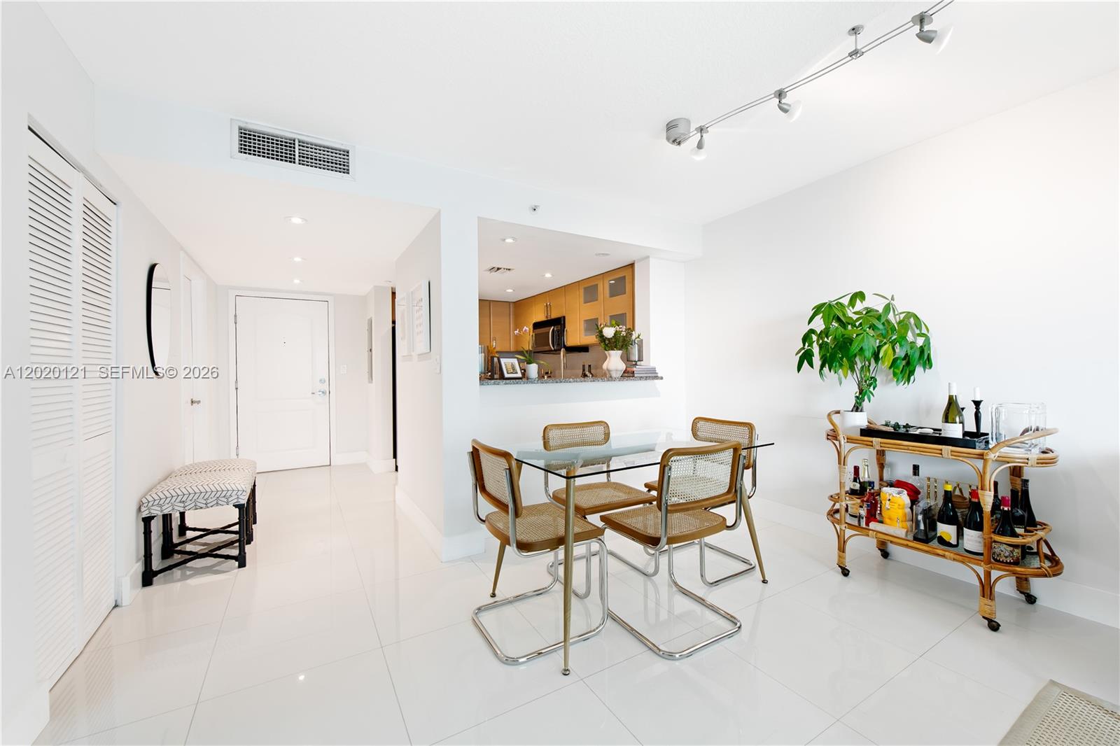 2101 Brickell Ave #1909, Miami FL 33129