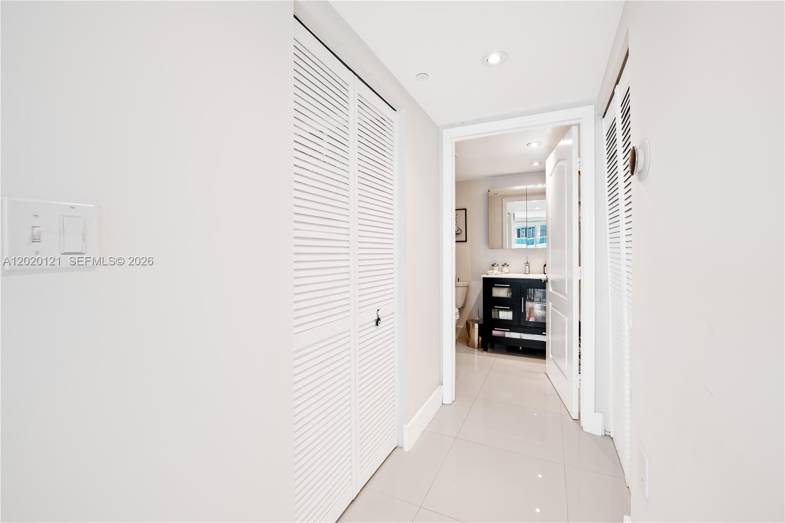 2101 Brickell Ave #1909, Miami FL 33129