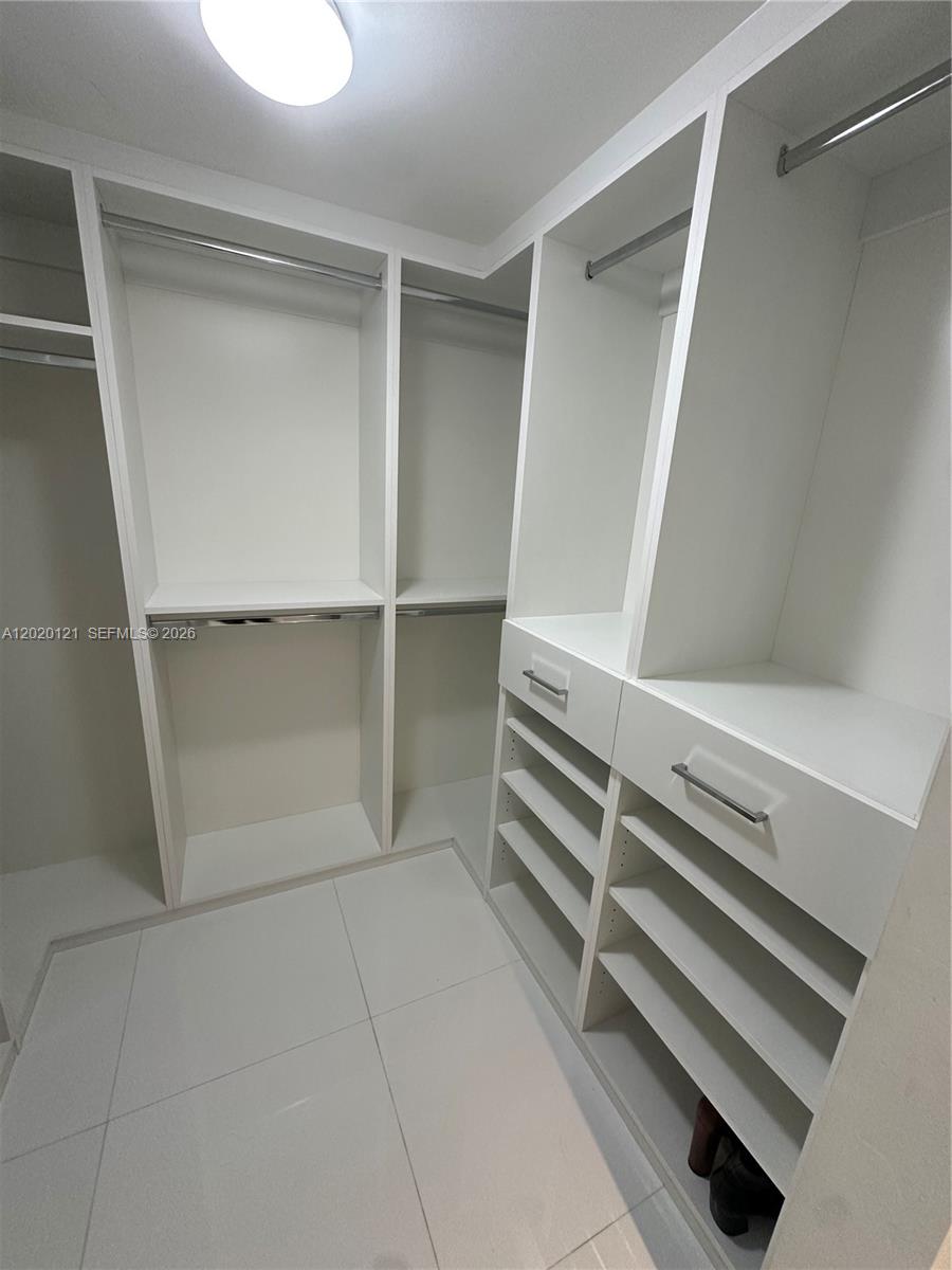 2101 Brickell Ave #1909, Miami FL 33129