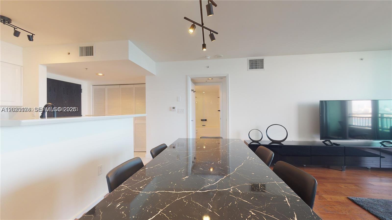 90 Alton Rd #908, Miami Beach FL 33139