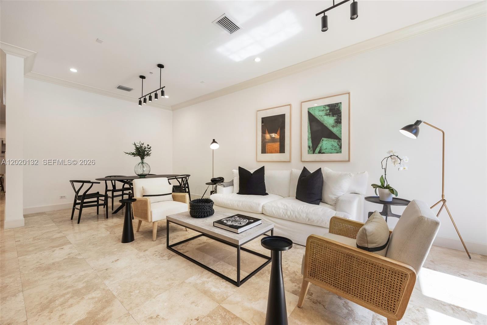 7430 SW 56th Ct, Miami FL 33143