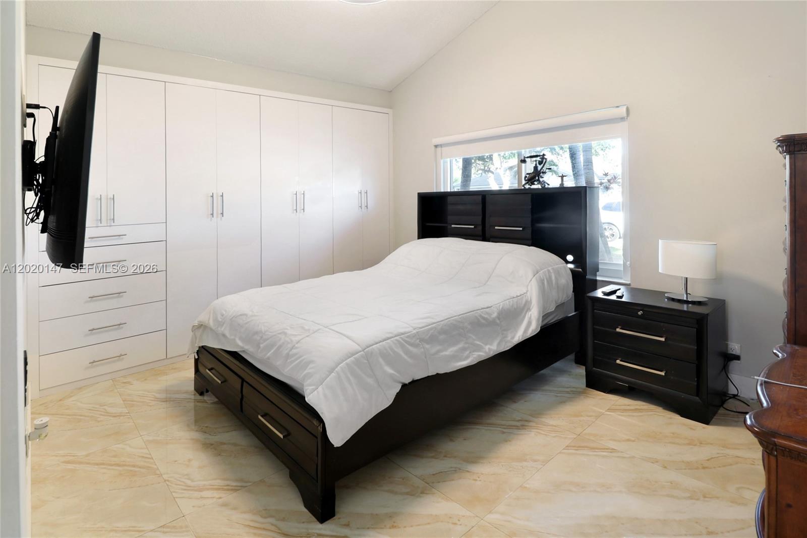 16183 NW 15th St, Pembroke Pines FL 33028