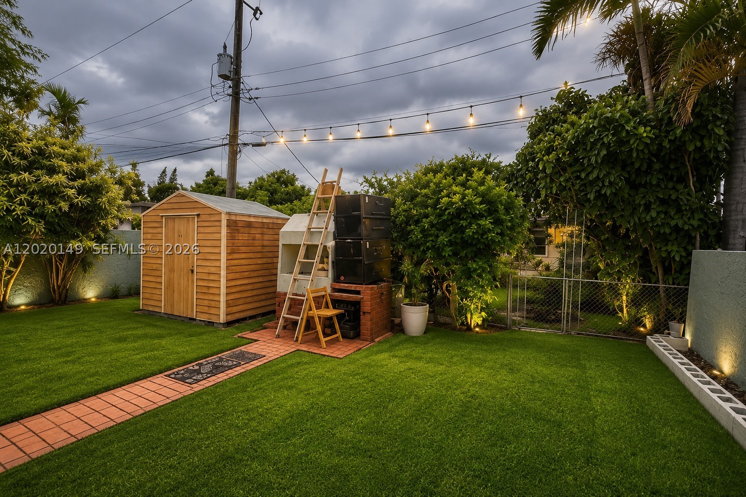 320 NW 61st Ave, Miami FL 33126