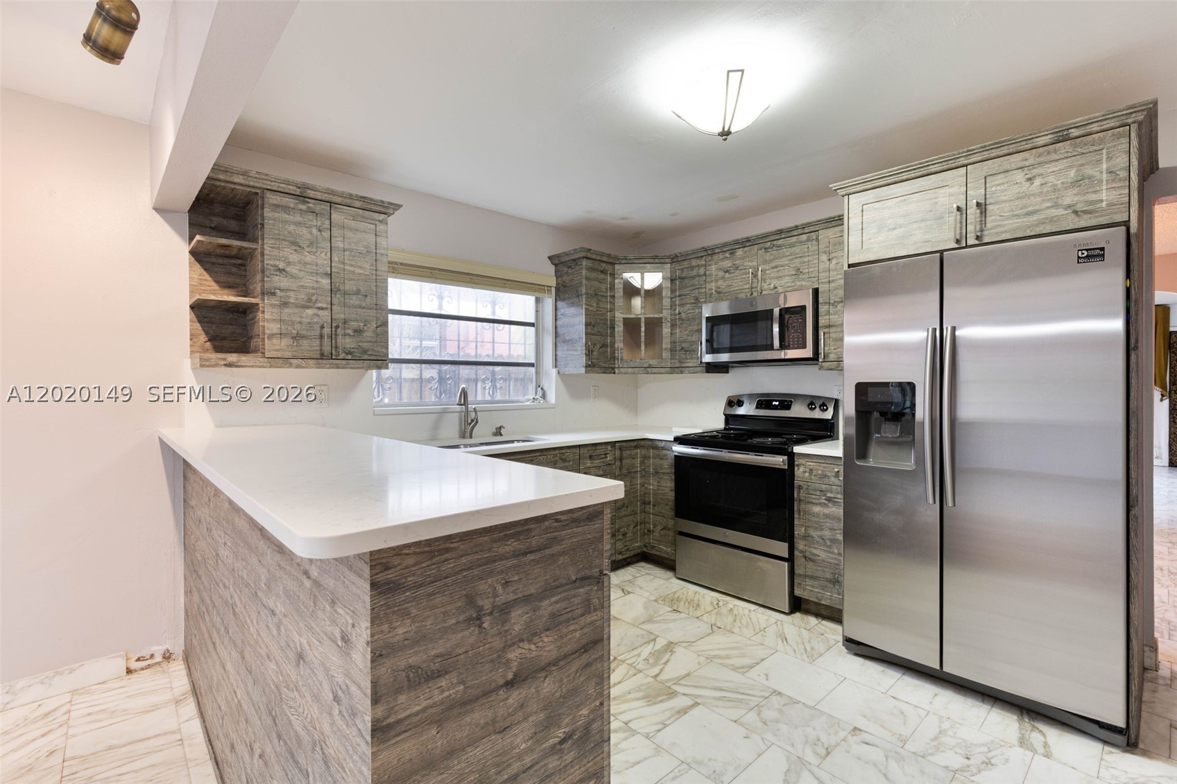 320 NW 61st Ave, Miami FL 33126