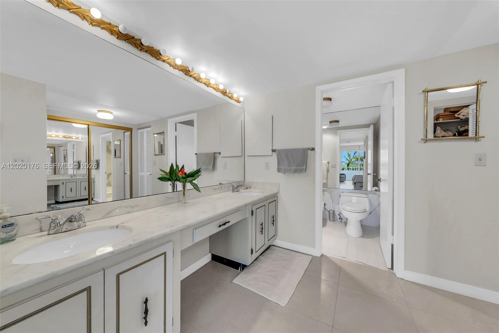 199 Ocean Lane Dr #512, Key Biscayne FL 33149