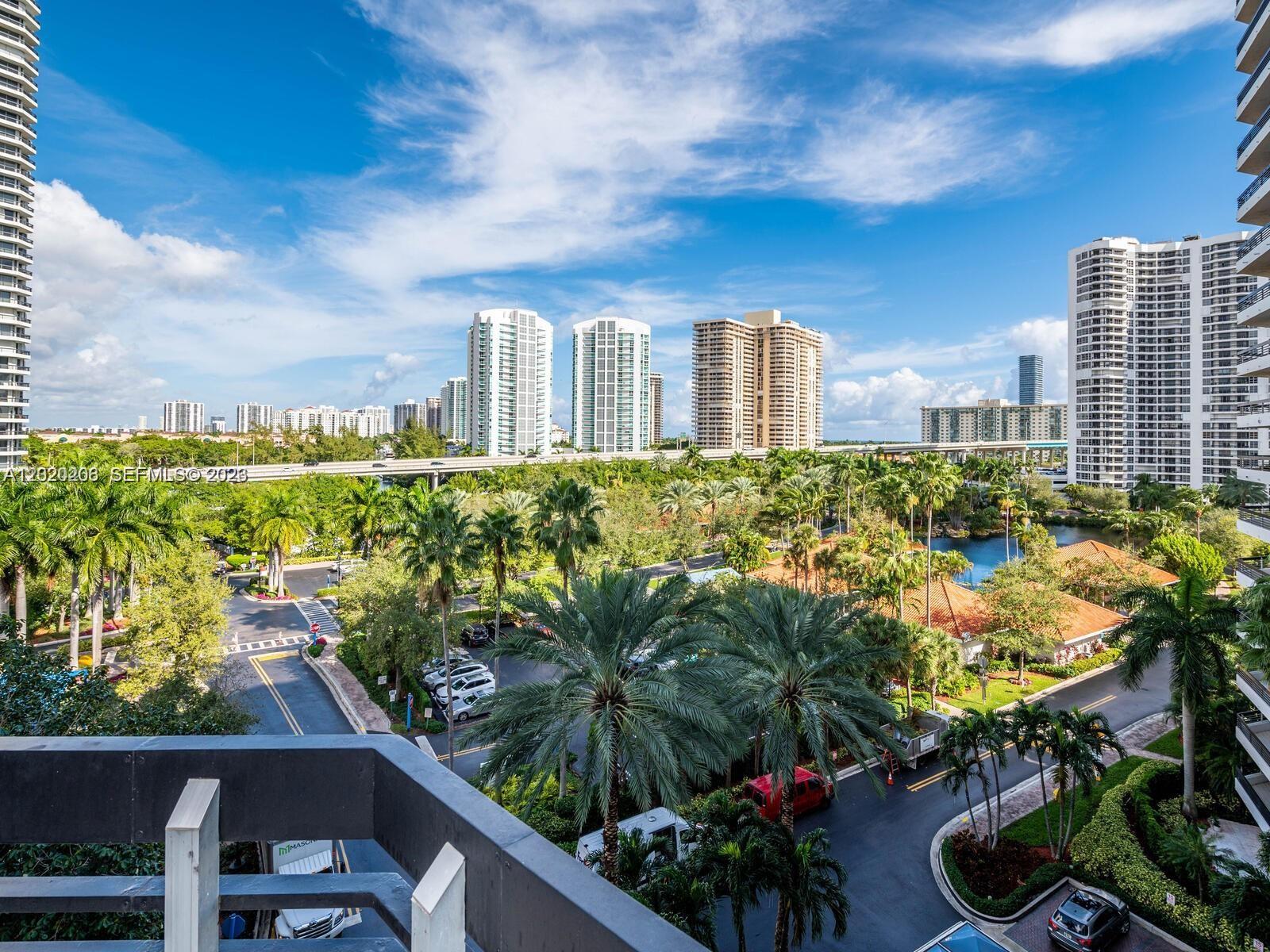3600 Mystic Pointe Dr #808, Aventura FL 33180