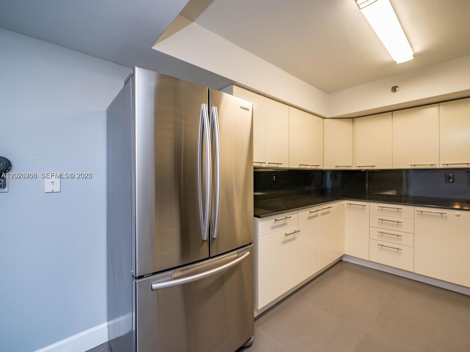3600 Mystic Pointe Dr #808, Aventura FL 33180