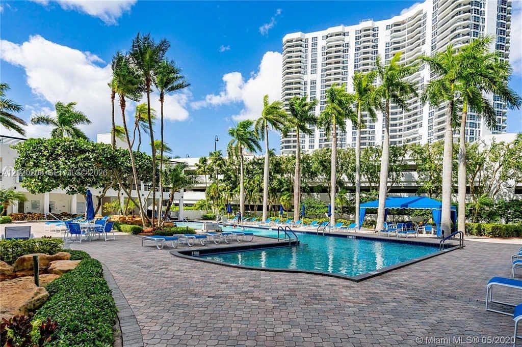 3600 Mystic Pointe Dr #808, Aventura FL 33180