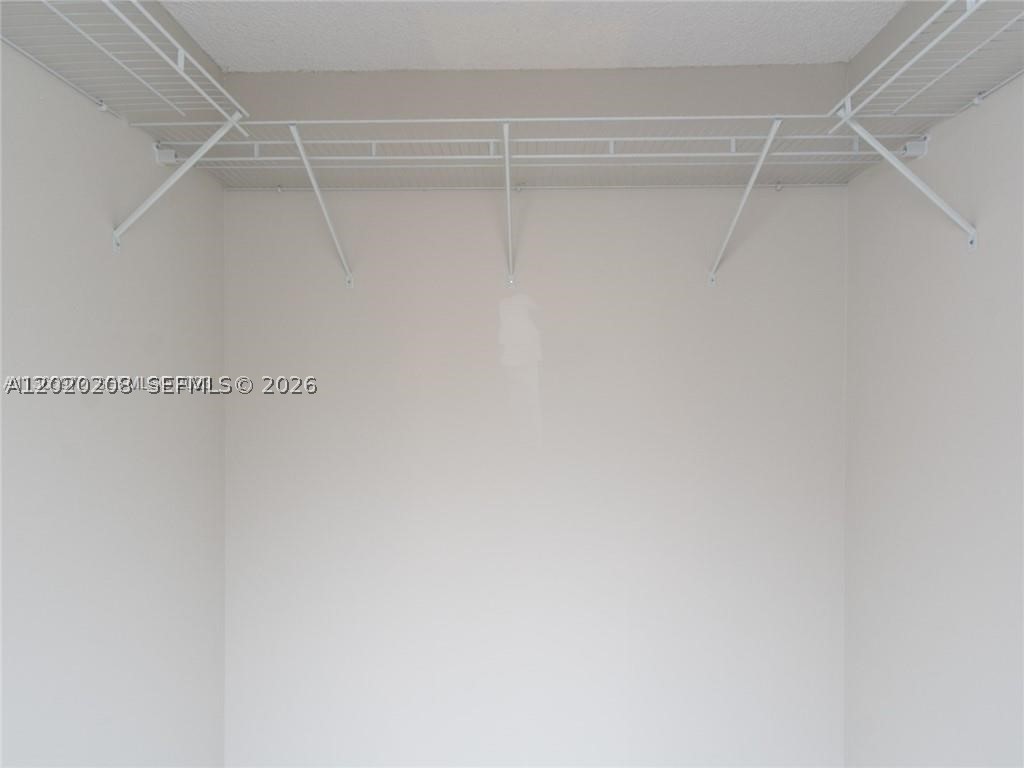 436 Lakeview Dr #203, Weston FL 33326