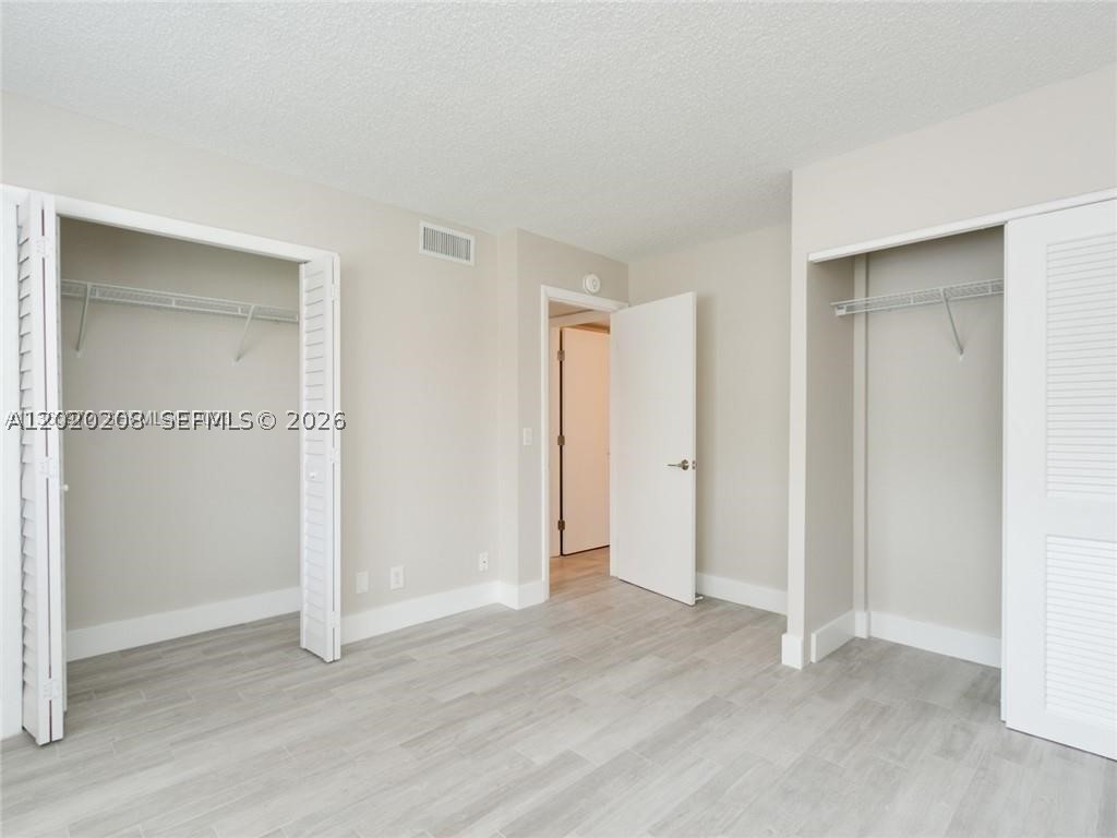 436 Lakeview Dr #203, Weston FL 33326