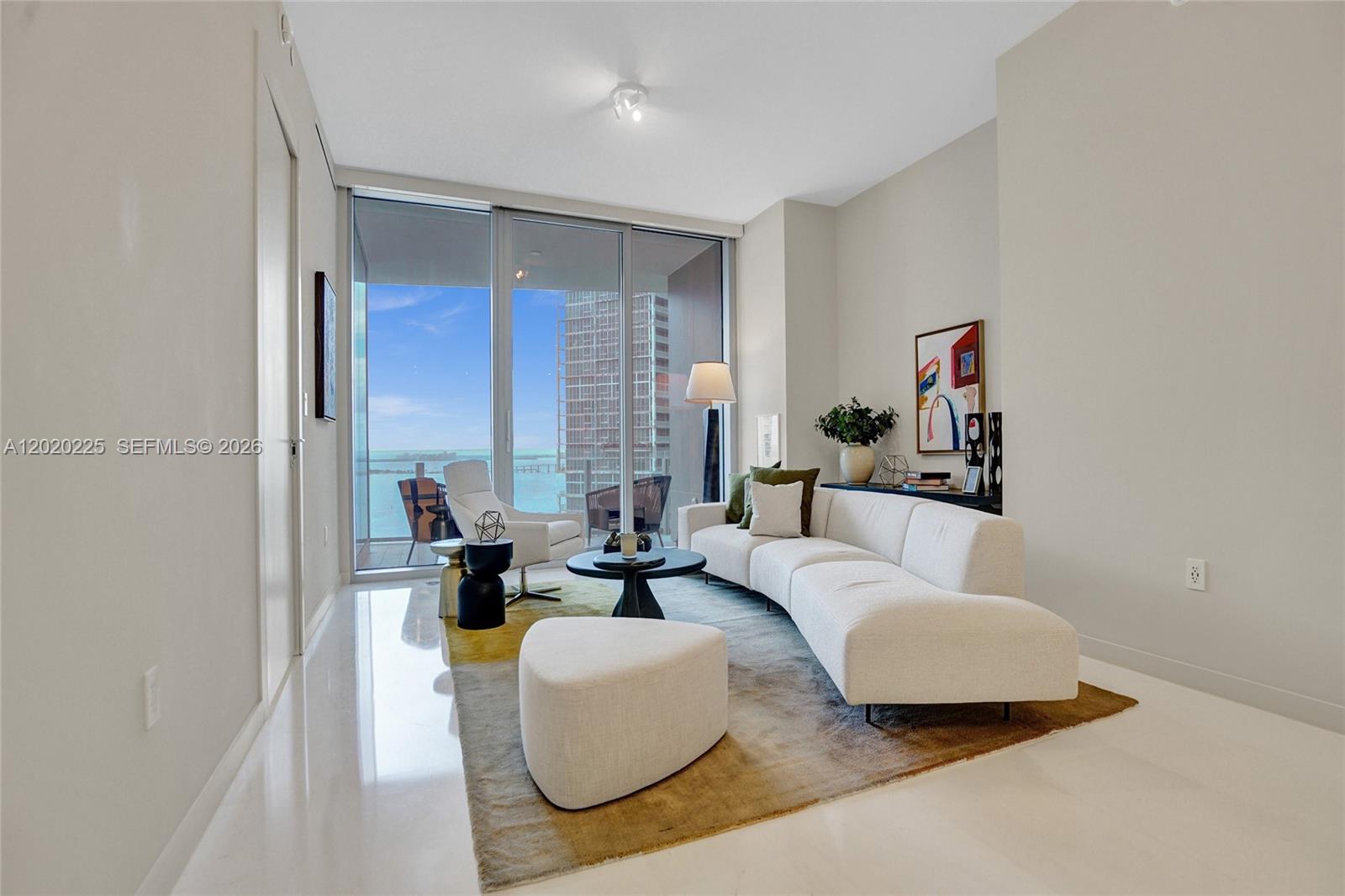 300 Biscayne Boulevard Way #2305W, Miami FL 33131