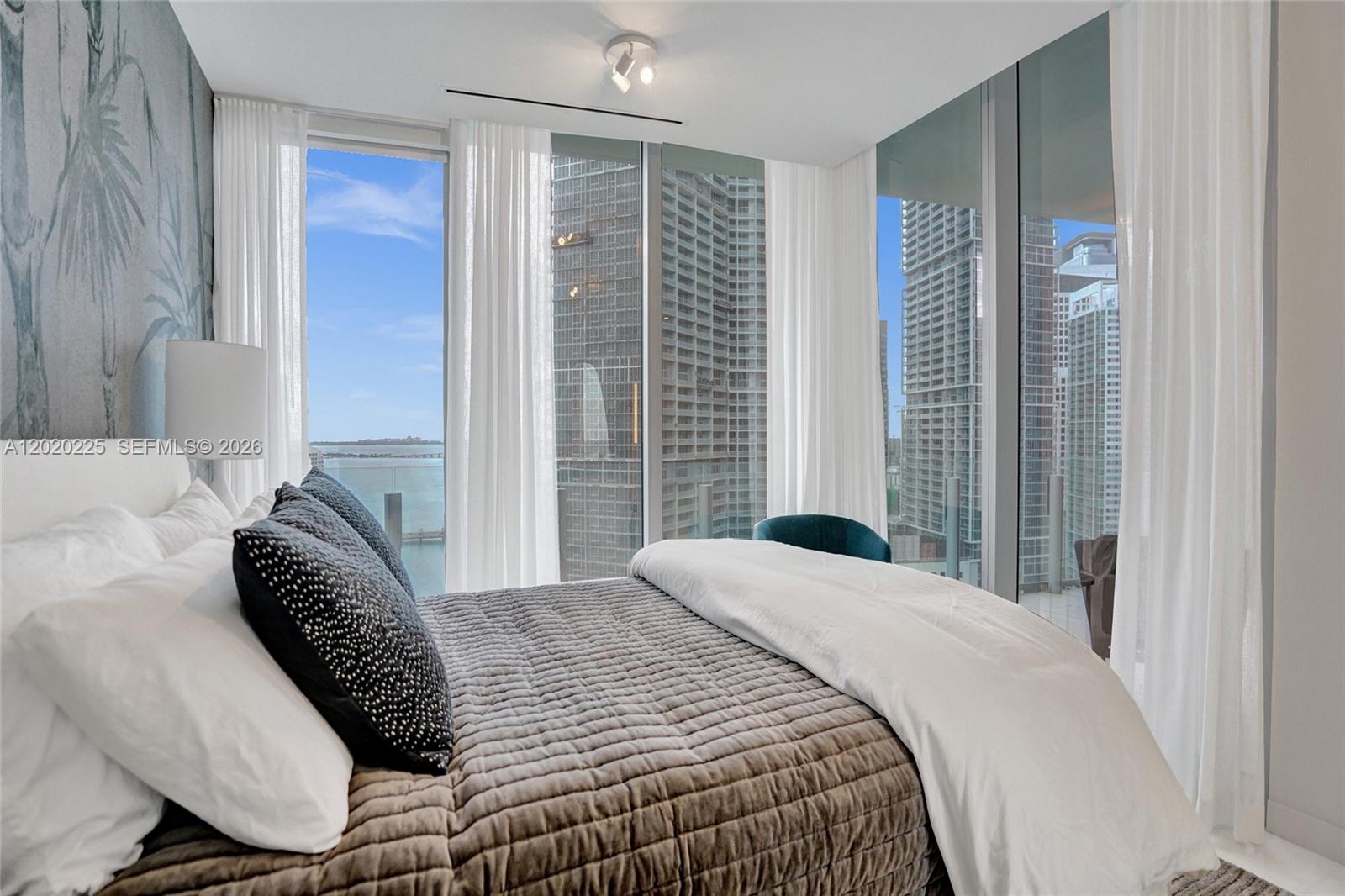 300 Biscayne Boulevard Way #2305W, Miami FL 33131