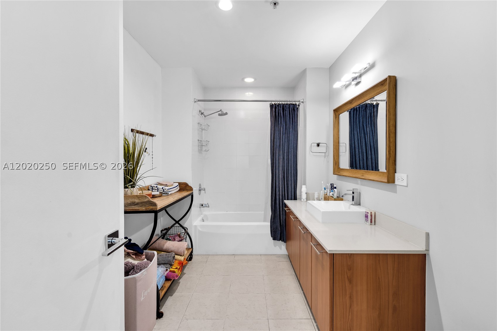 3301 NE 1st Ave #M0513, Miami FL 33137