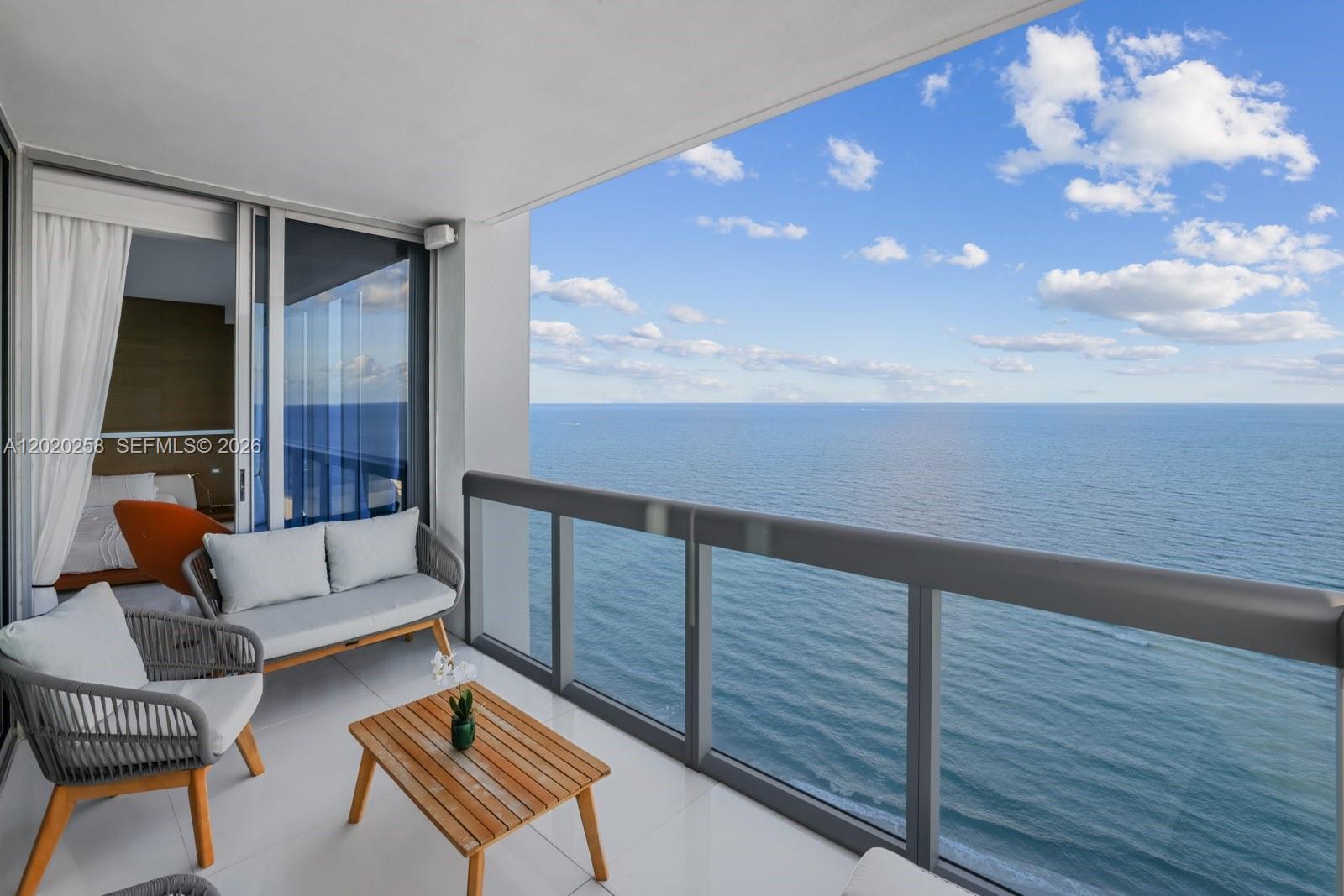 6899 Collins Ave #2208, Miami Beach FL 33141
