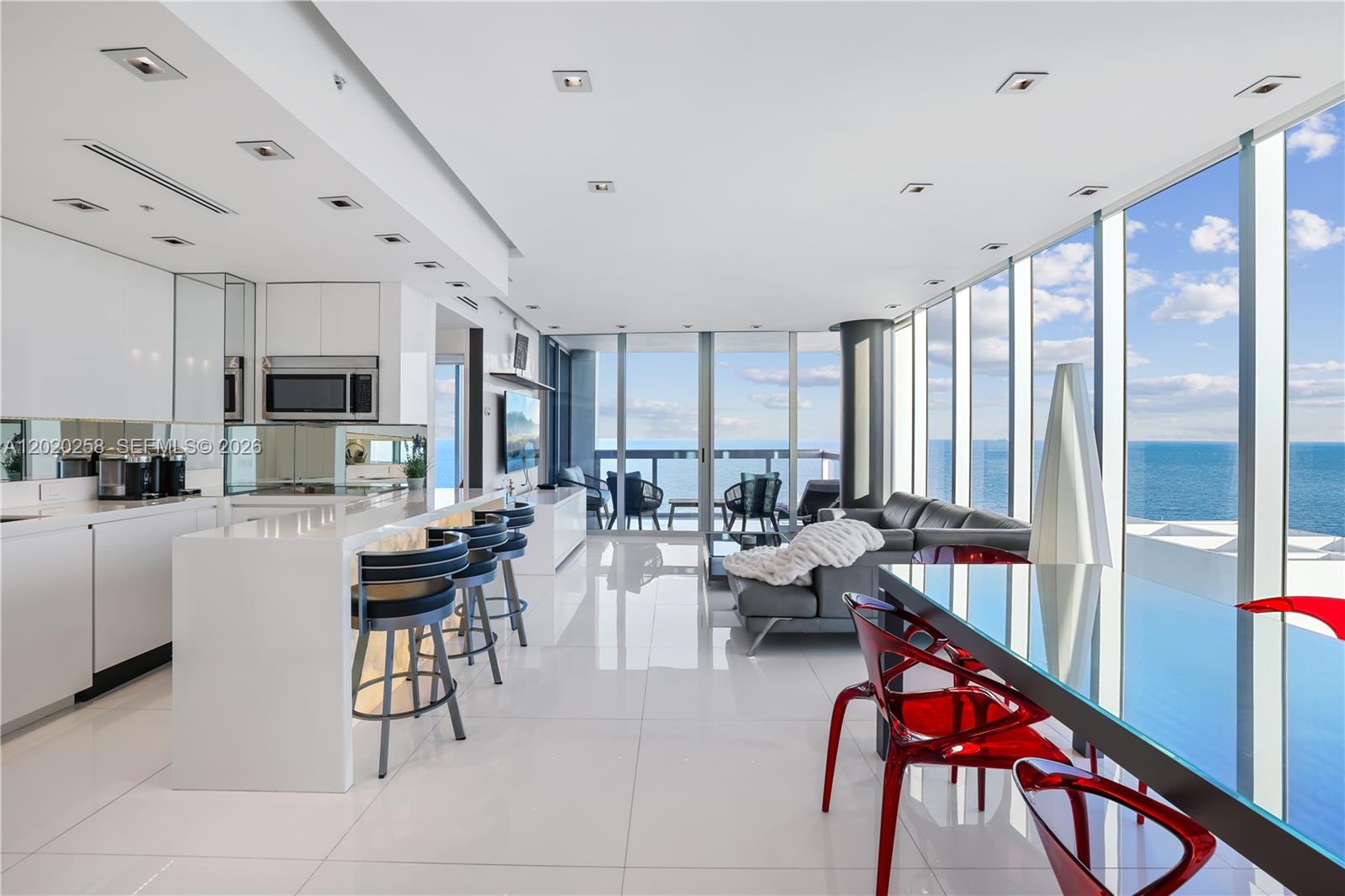 6899 Collins Ave #2208, Miami Beach FL 33141