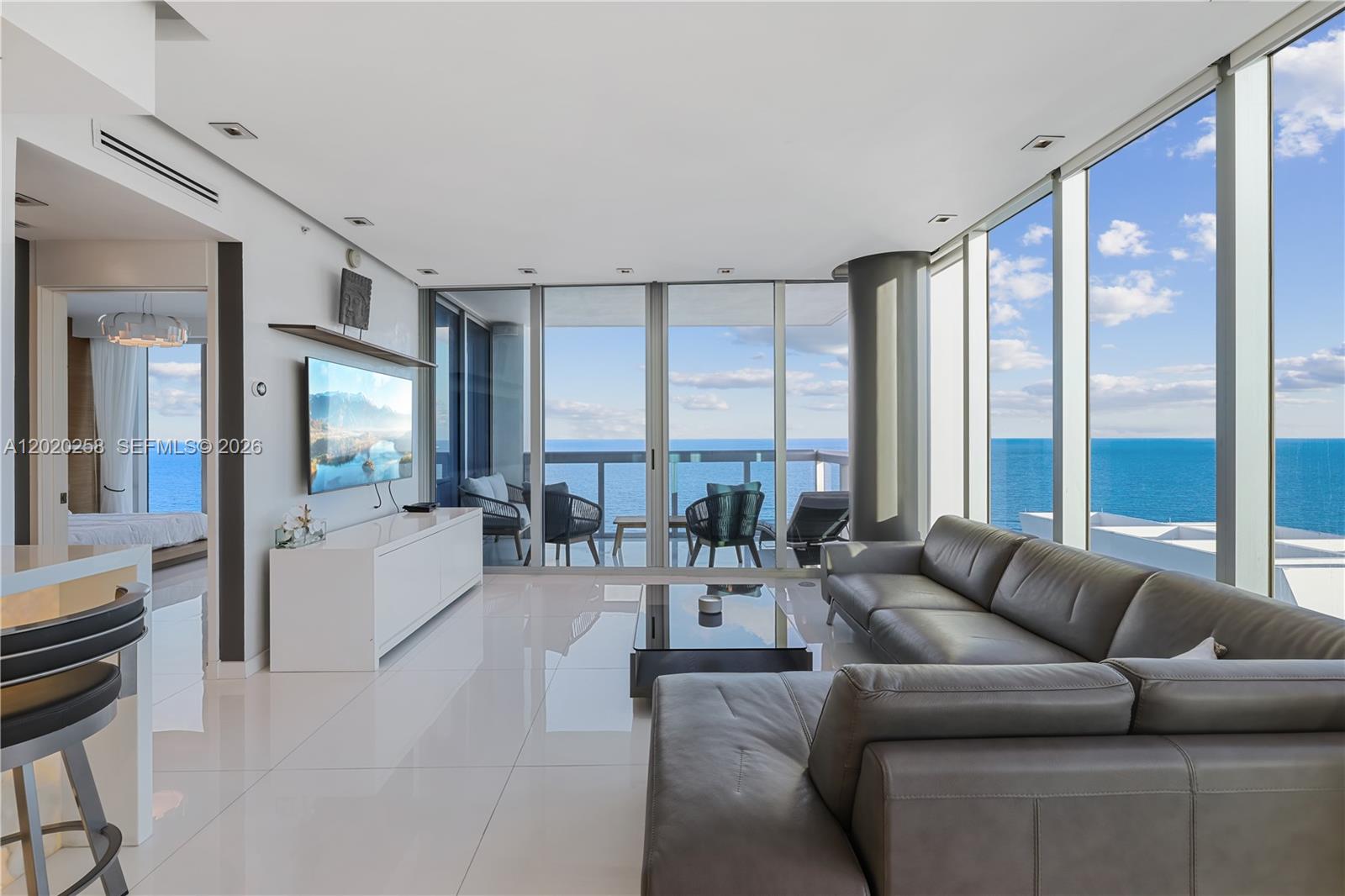 6899 Collins Ave #2208, Miami Beach FL 33141