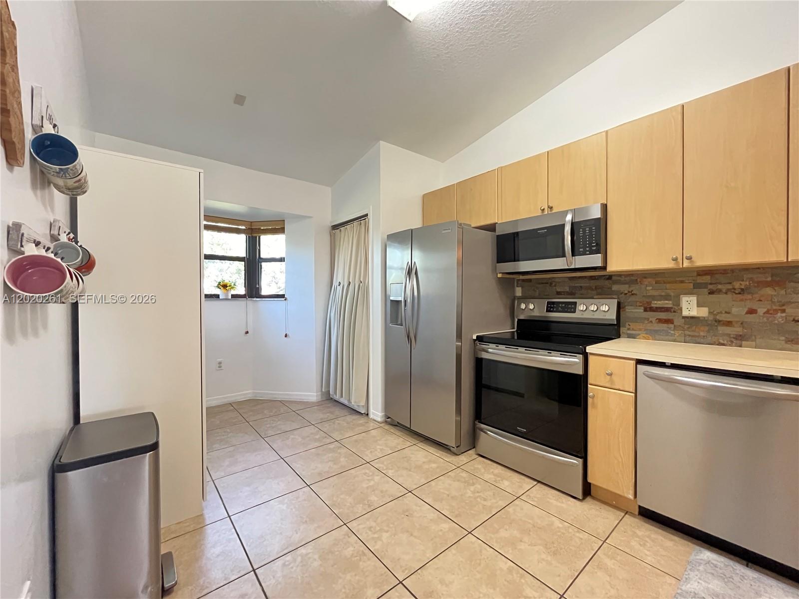 22731 SW 88th Pl #303, Cutler Bay FL 33190