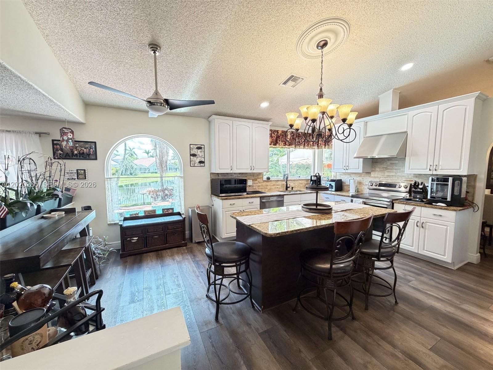 19432 Preserve Dr, Boca Raton FL 33498